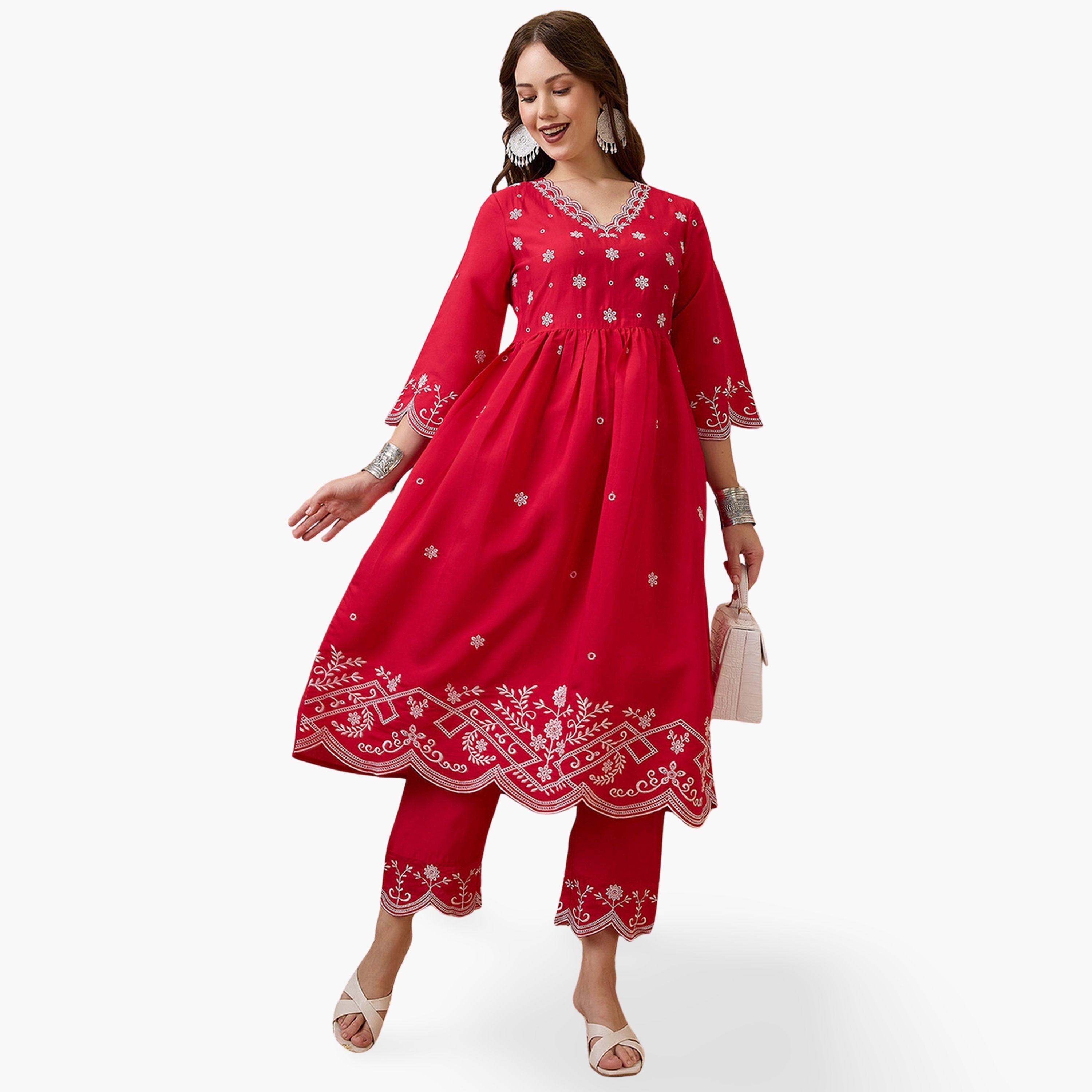 طقم كورتا احتفالية مطرزة بحافة متموجة مع بنطال-women-clothing-ethnicwear-kurtasets-image-1