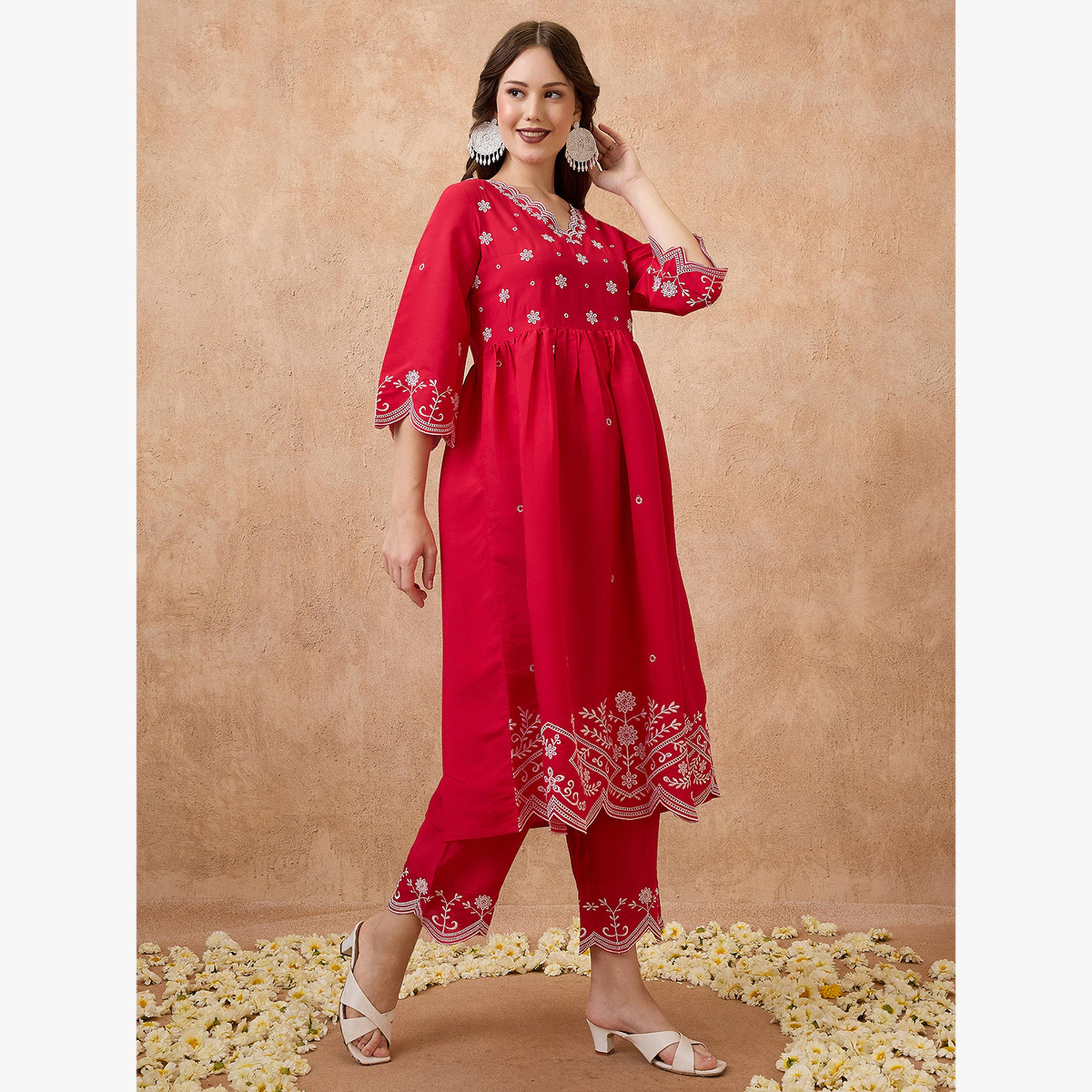 طقم كورتا احتفالية مطرزة بحافة متموجة مع بنطال-women-clothing-ethnicwear-kurtasets-image-2