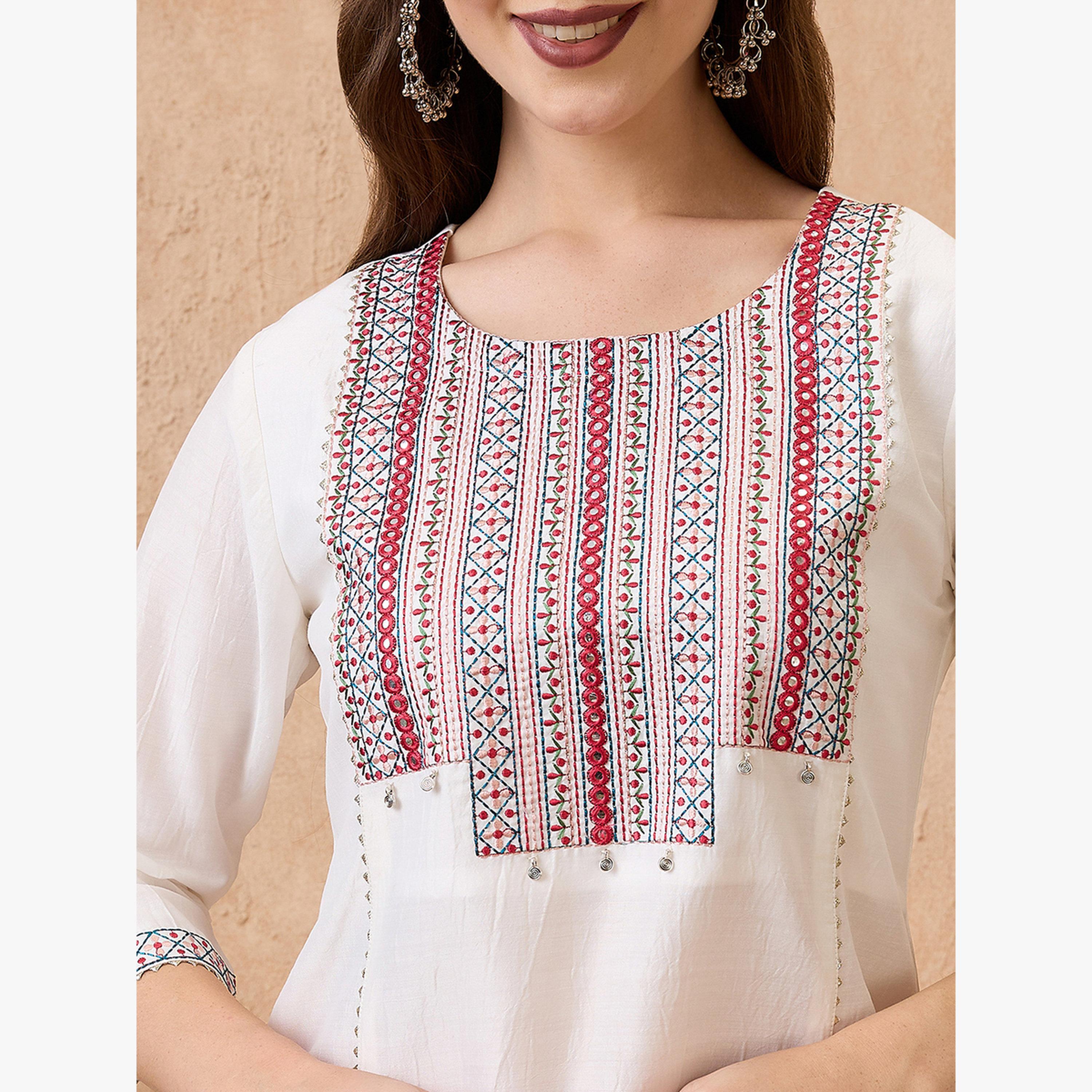 Globus X Styli Embroidered Yoke Straight Kurta, Pants and Dupatta Ethnic Set-women-clothing-ethnicwear-kurtasets-image-4