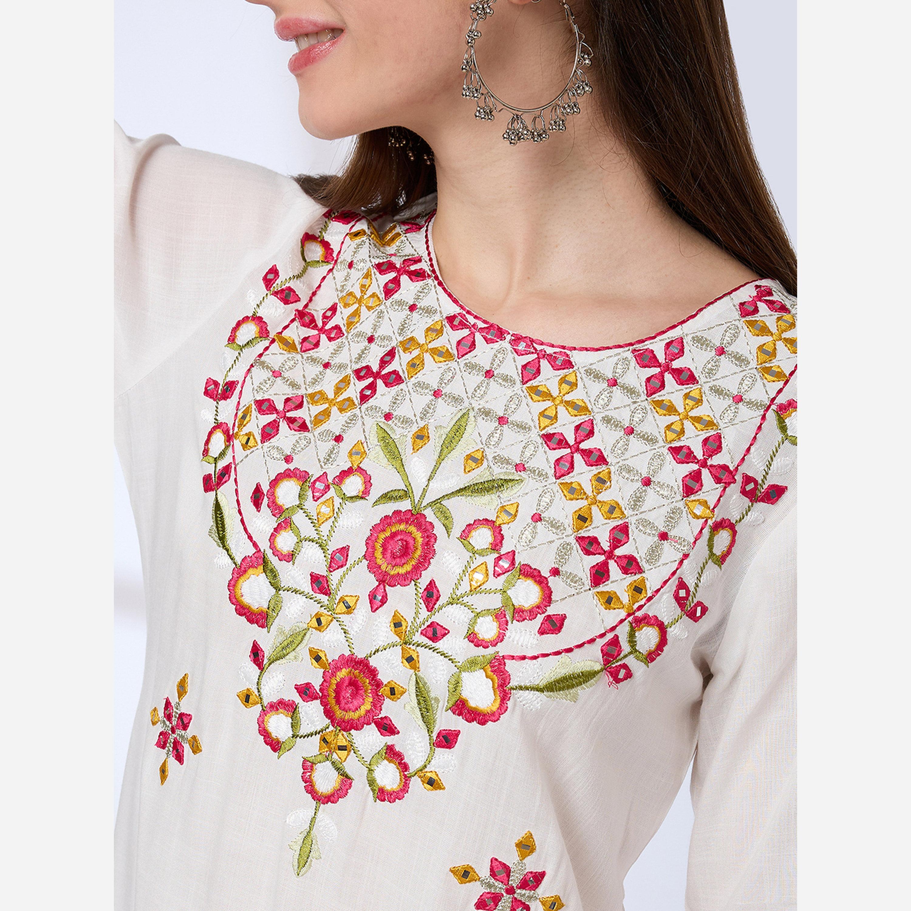 غلوبوص × ستايلي - طقم قميص مطرز، وبنطال، وشال من الدانتيل المصبوغ بتقنية التاي داي.-women-clothing-ethnicwear-kurtasets-image-6
