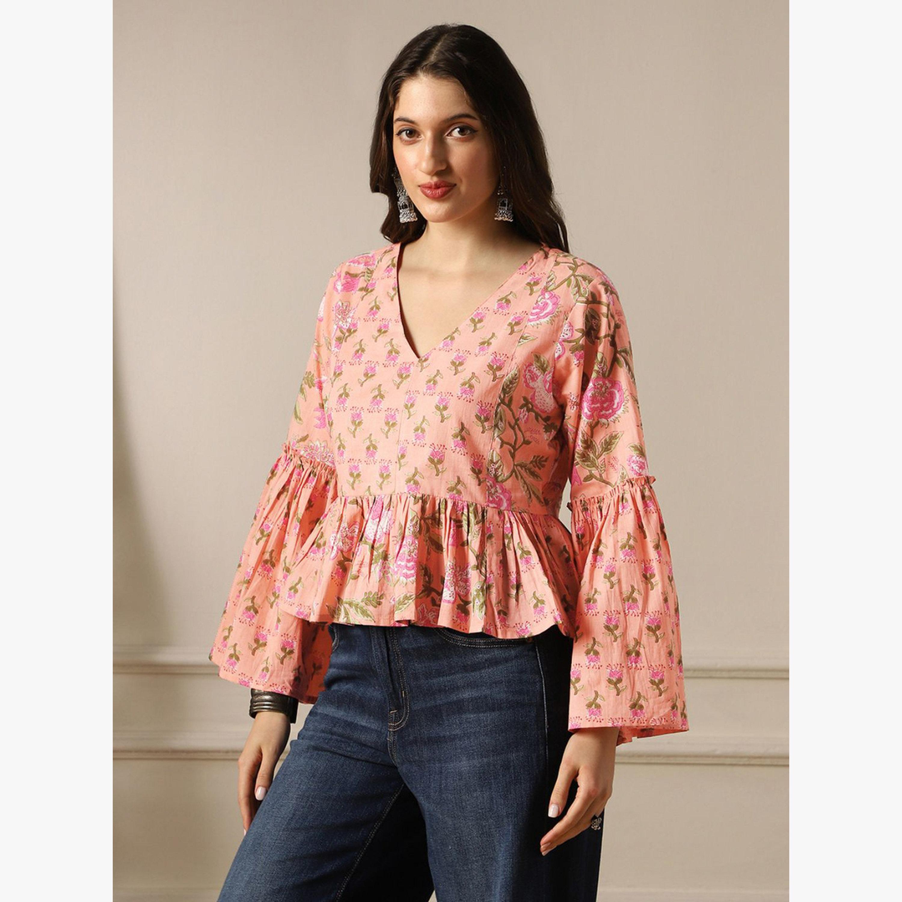 تونيك بيبلوم بطبعة زهور وأكمام جرس-women-clothing-shirtsandblouses-blouses-image-2