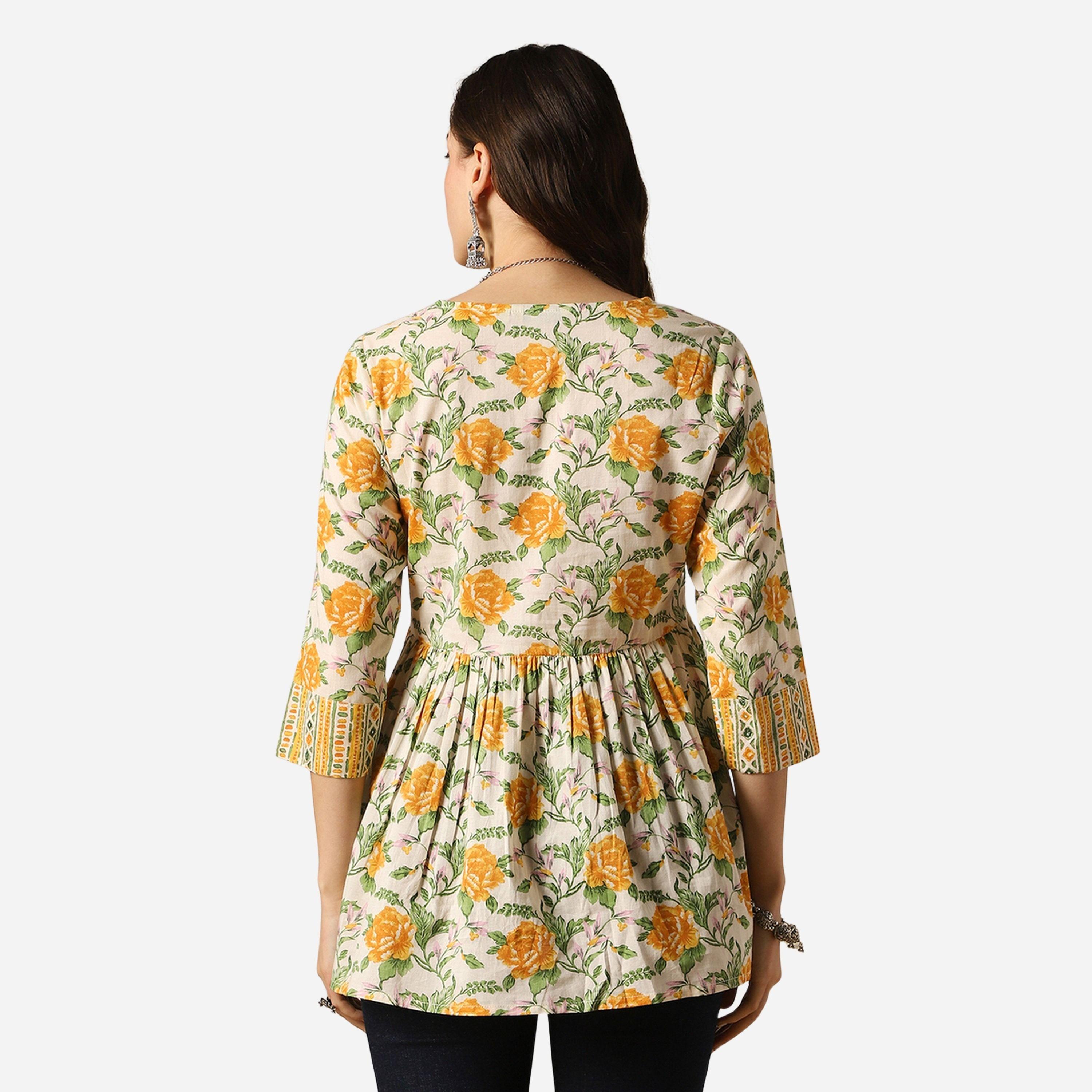 غلوبوص × ستايلي - تونيك مكشكش طبعة زهور ورقبة شكل سبعة مع أربطة وشرابات-women-clothing-shirtsandblouses-blouses-image-3