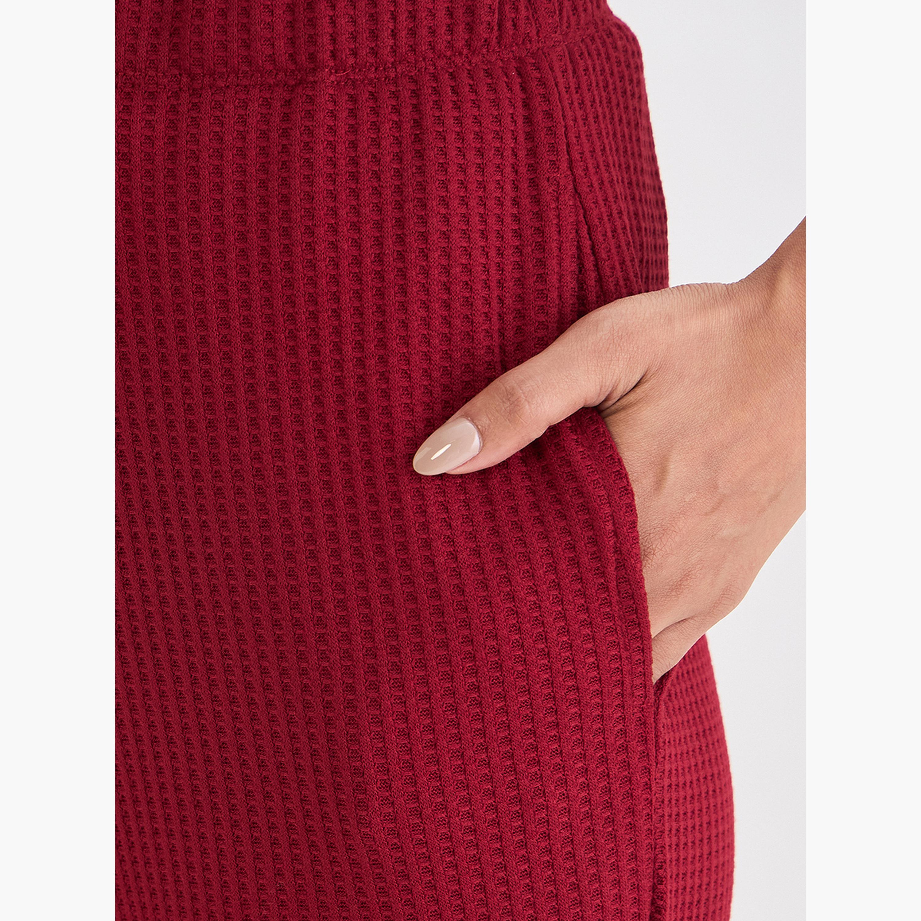 بنطلون نسائي محبوك بنقشة وافل أحمر-women-clothing-bottoms-joggers-image-4
