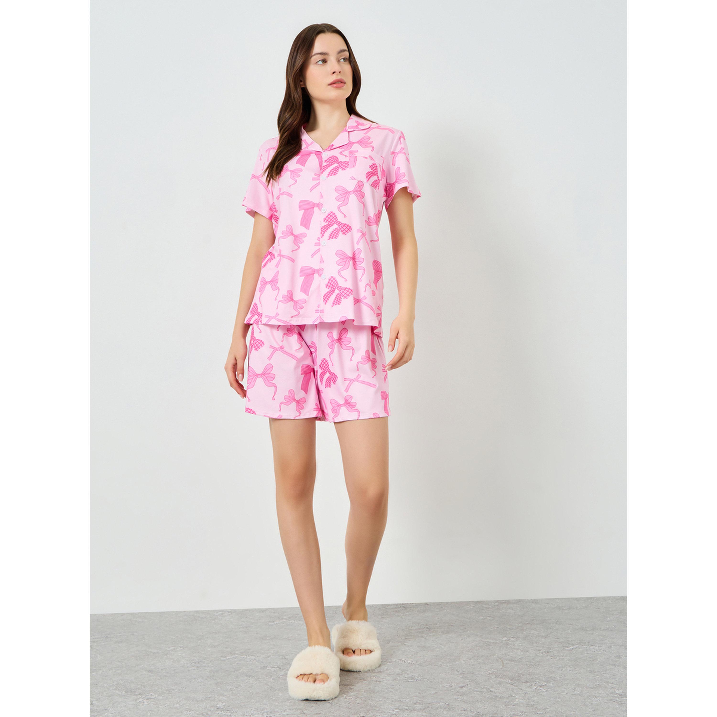 طقم من بلوزة بأزرار وطبعة عقدة وشورت-women-clothing-nightwear-pyjamas-shortsets-image-4