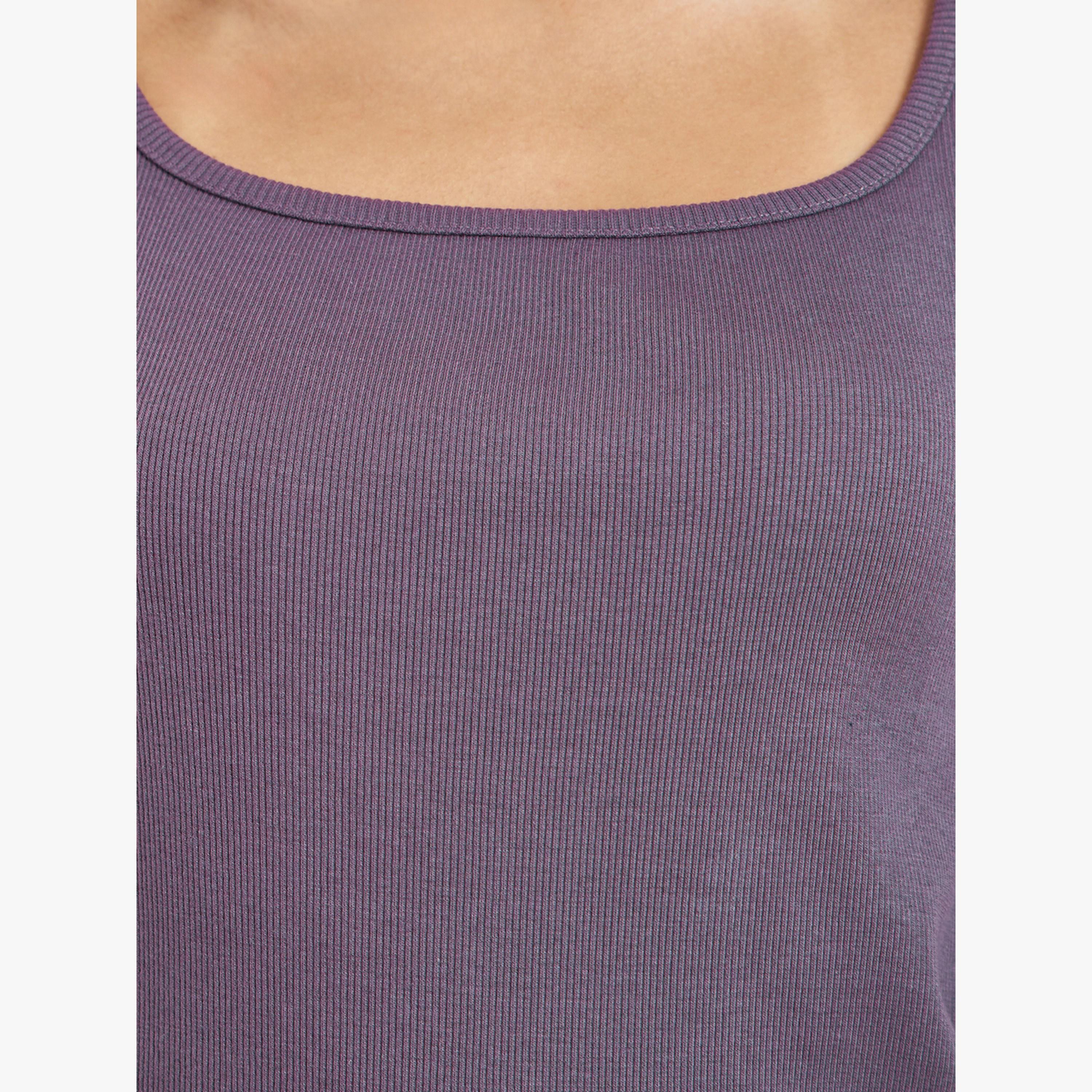 تي شيرت قطن 100% بقصة ضيقة وياقة مربعة-women-clothing-tshirts-image-5