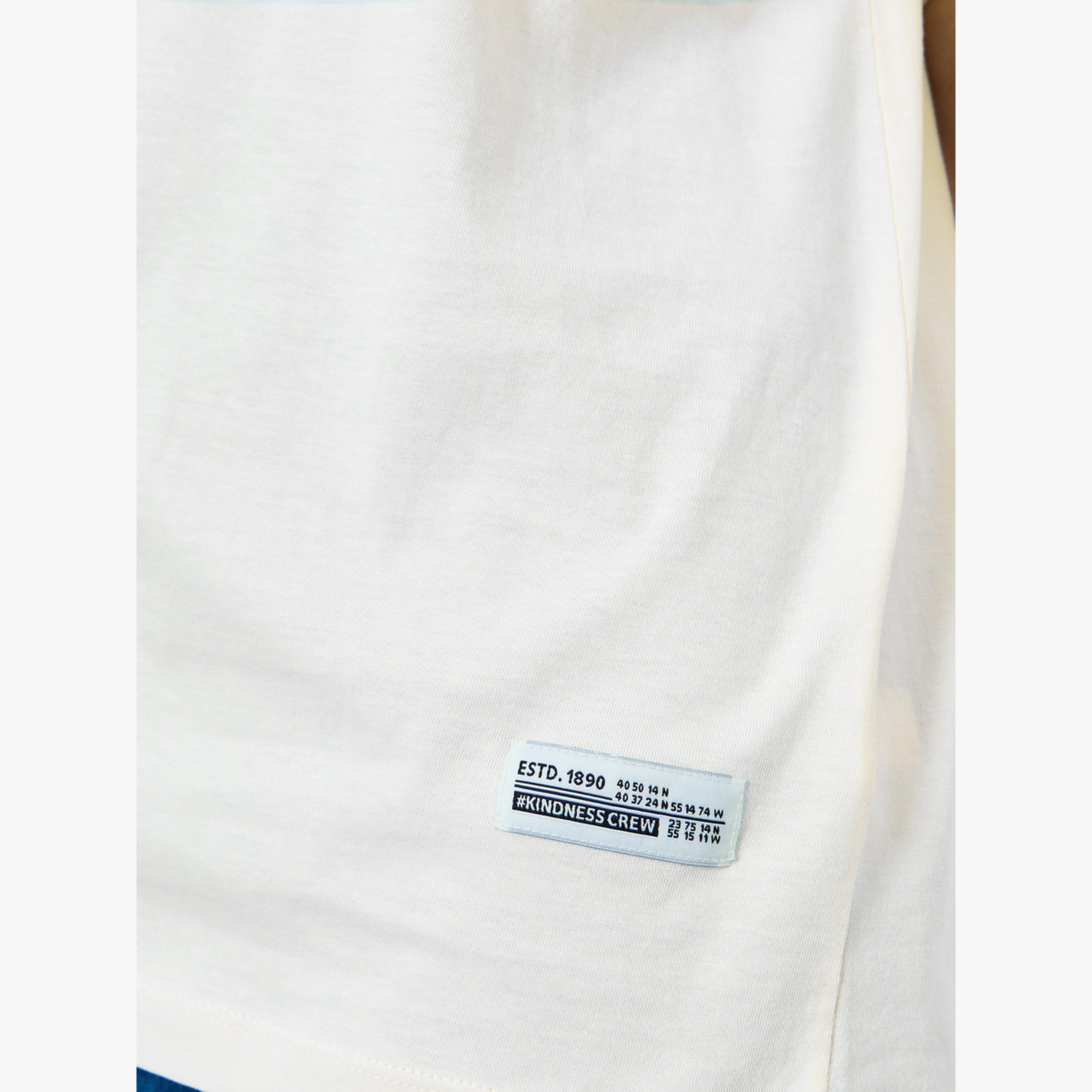 تيشيرت قطن بياقة دائرية وقصة واسعة-women-clothing-tshirts-image-6