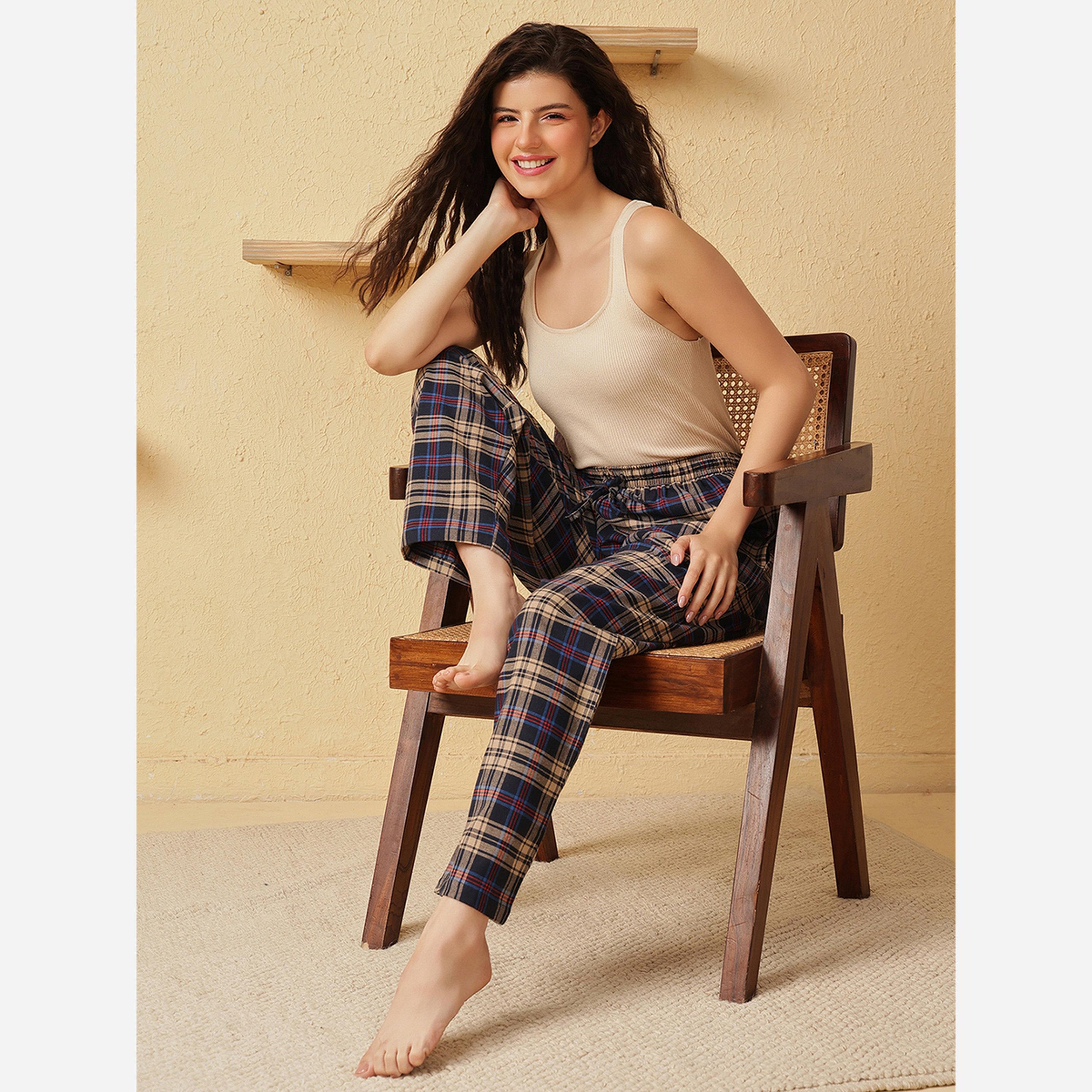 كلوفيا - بنطال بيجاما نسائي طبعة مربعات-women-clothing-nightwear-pyjamas-bottoms-image-2