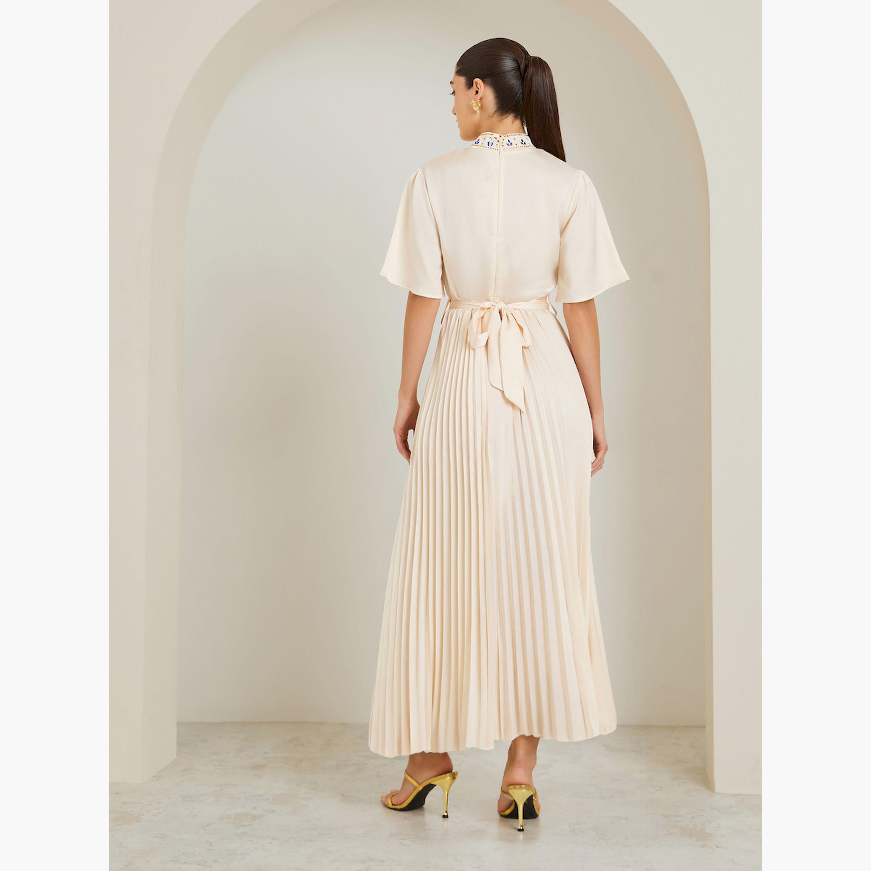 فستان طويل كريمي بليسيه مزين-women-clothing-dresses-image-5