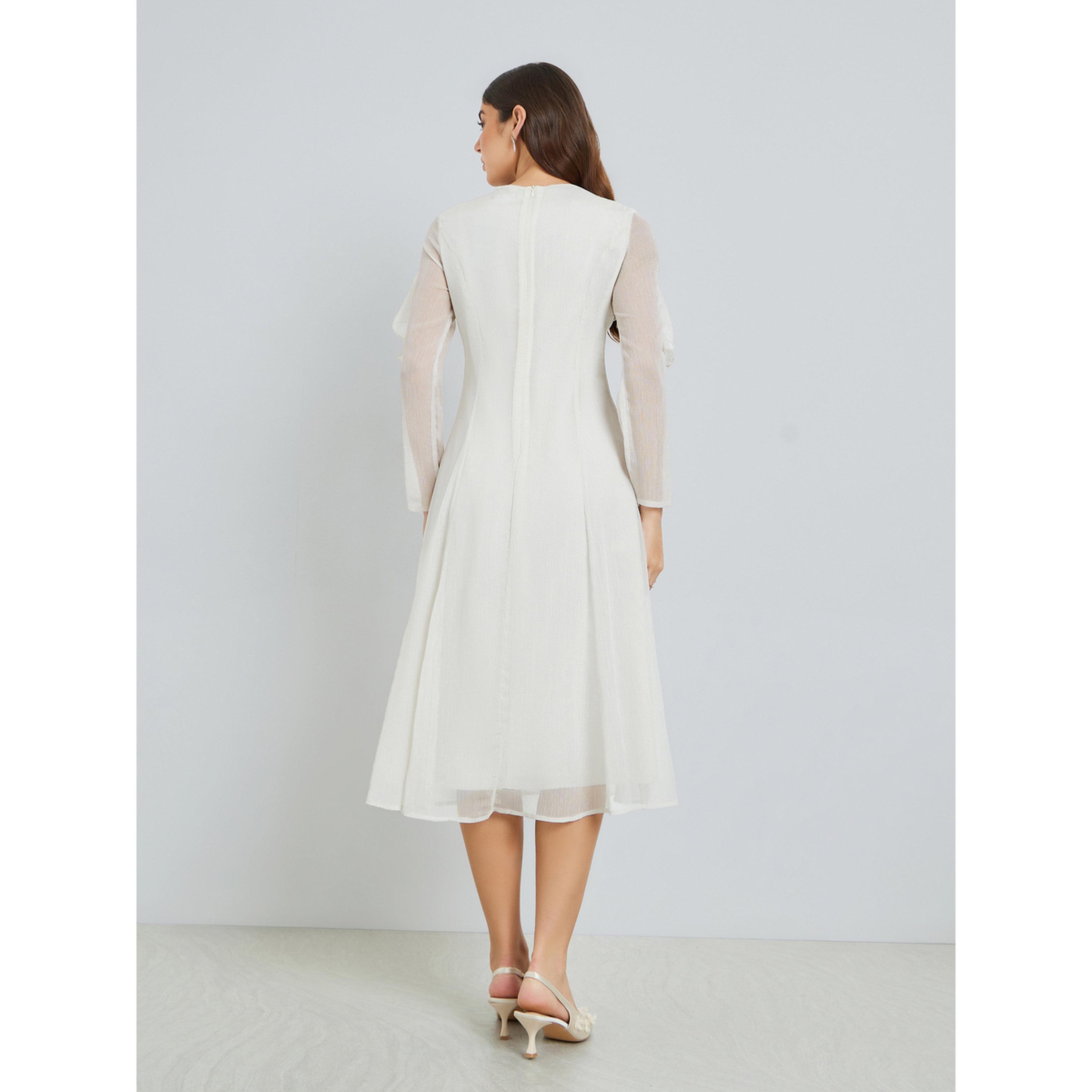 فستان ميدي أوف وايت وتفاصيل كشكش-women-clothing-dresses-image-5