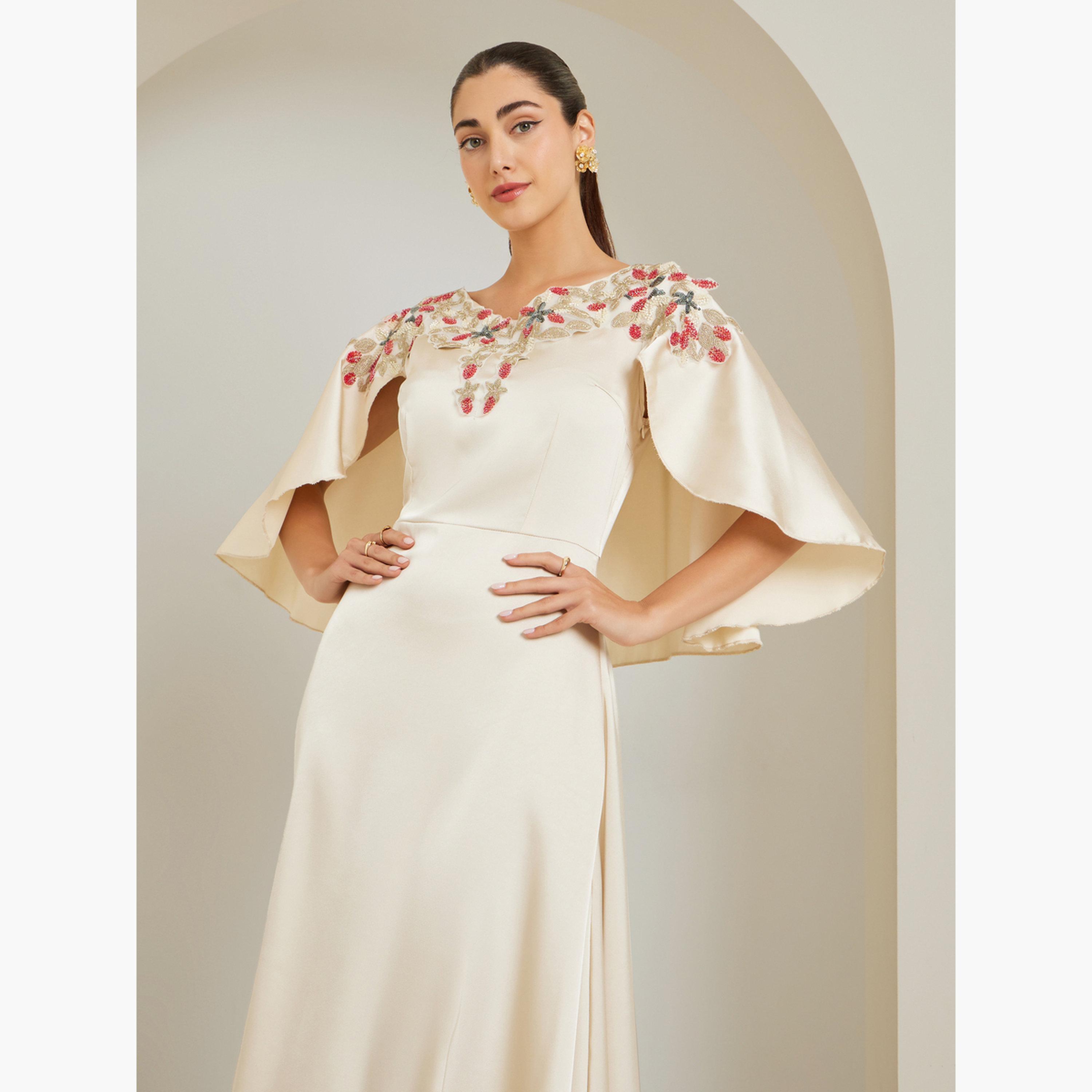 ستايلي - فستان ماكسي بأكمام واسعة مطرزة لون كريمي-women-clothing-dresses-image-4