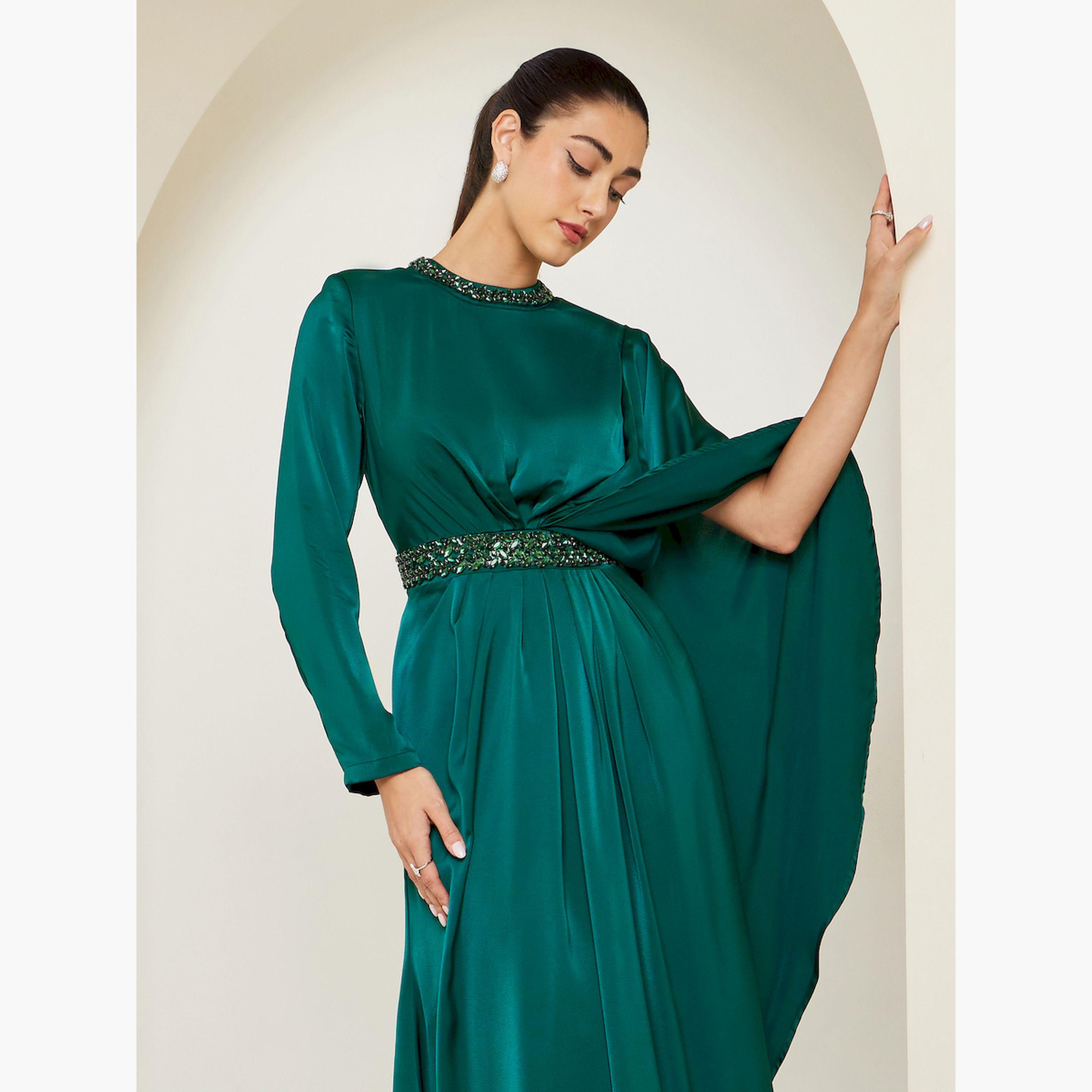 فستان طويل تيلي مزين بكشكشة وتفاصيل كاب-women-clothing-dresses-image-2