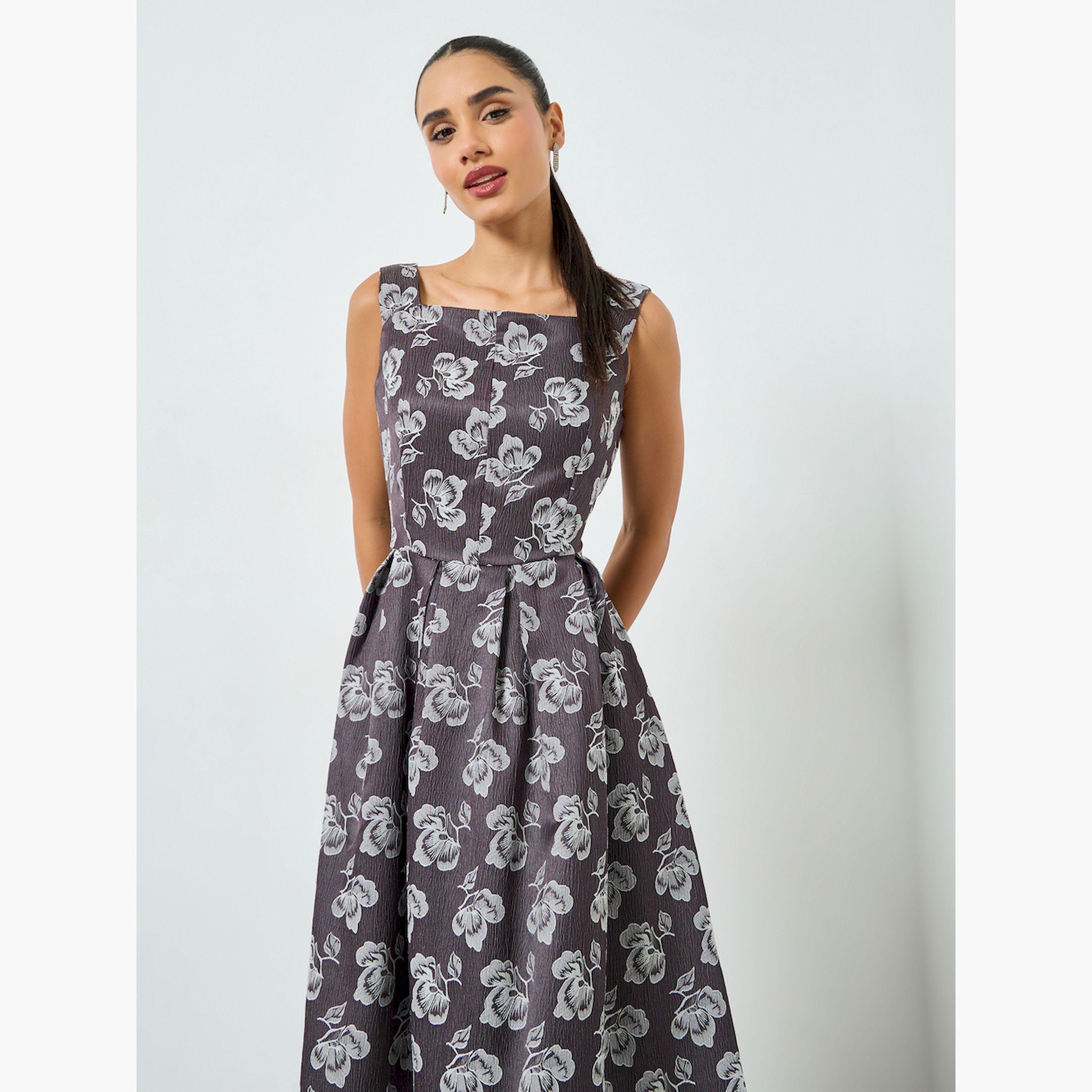 Styli Grey Floral Jacquard Sleeveless Maxi Dress-women-clothing-dresses-image-2