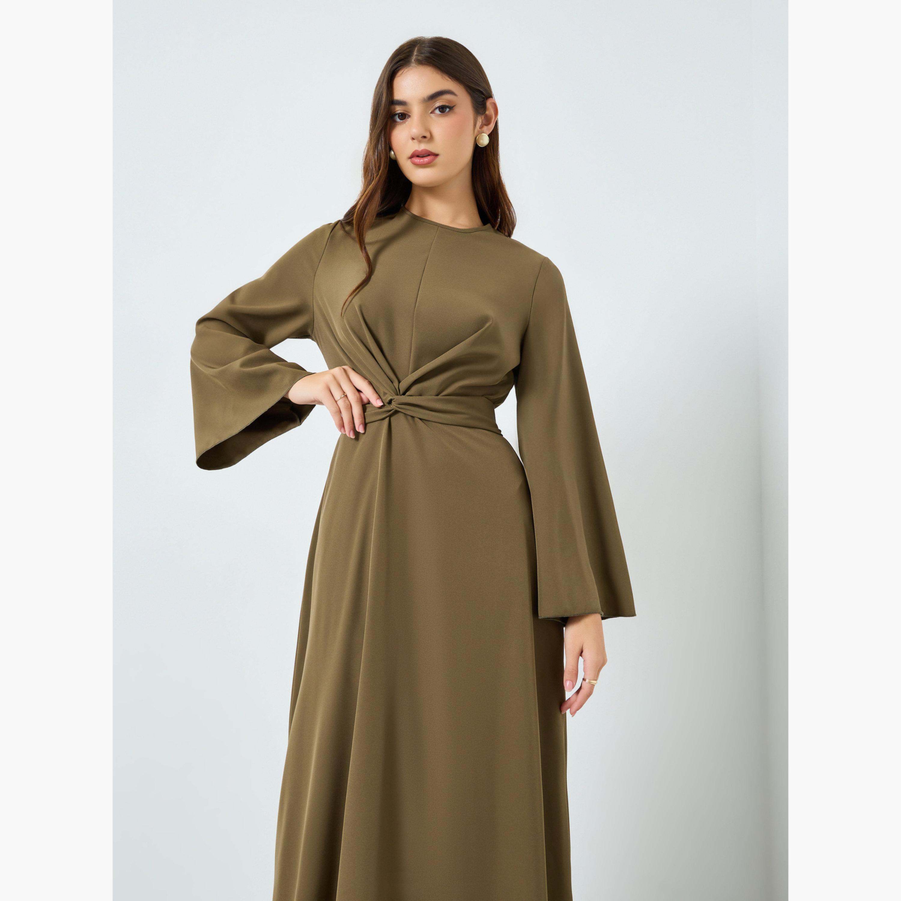فستان ميدي بحافة واسعة وتفاصيل ملفوفة من الأمام-women-clothing-dresses-image-3