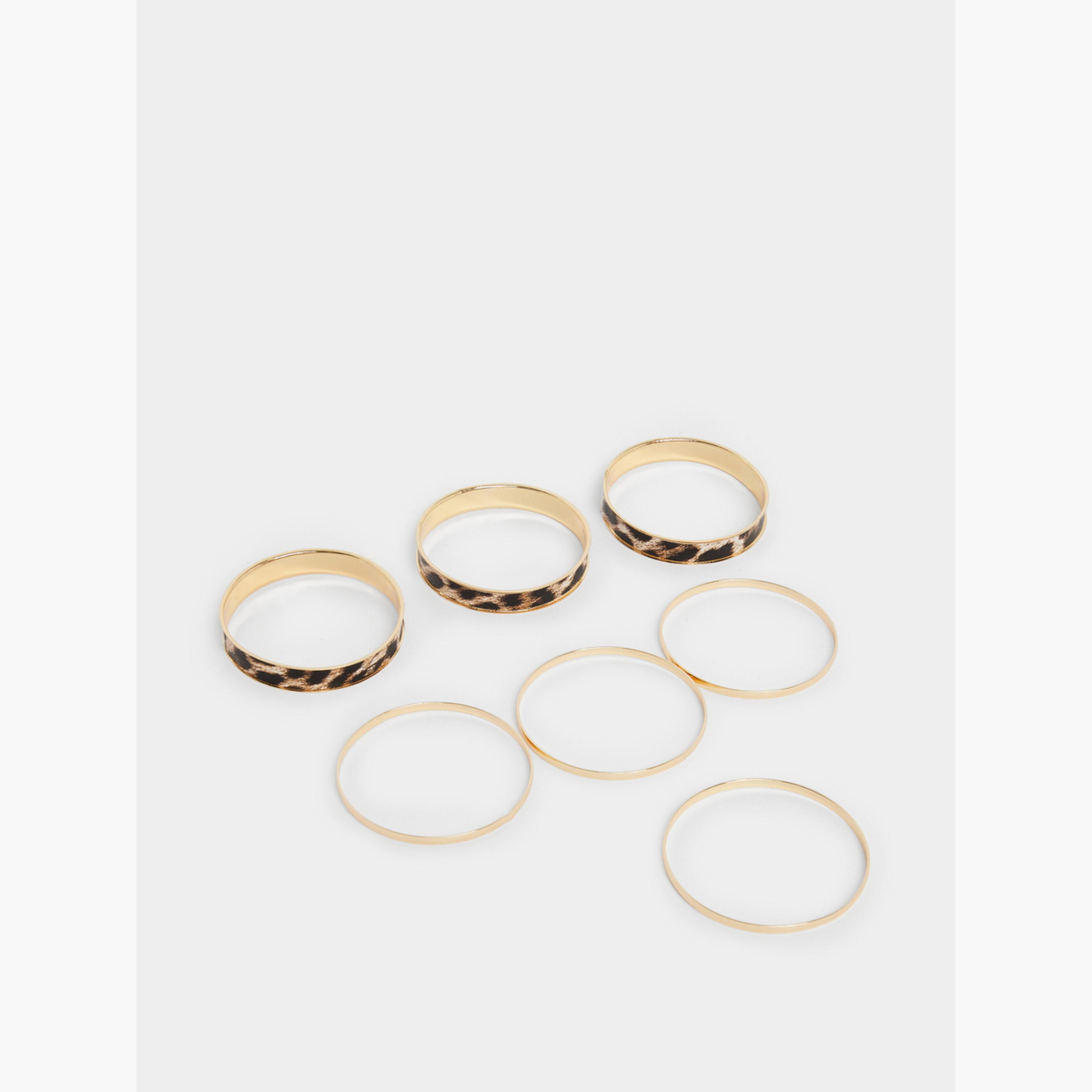 طقم أساور حلقية بطبعة جلد حيوان-women-watchesandjewellery-jewellery-banglesandbracelets-image-1