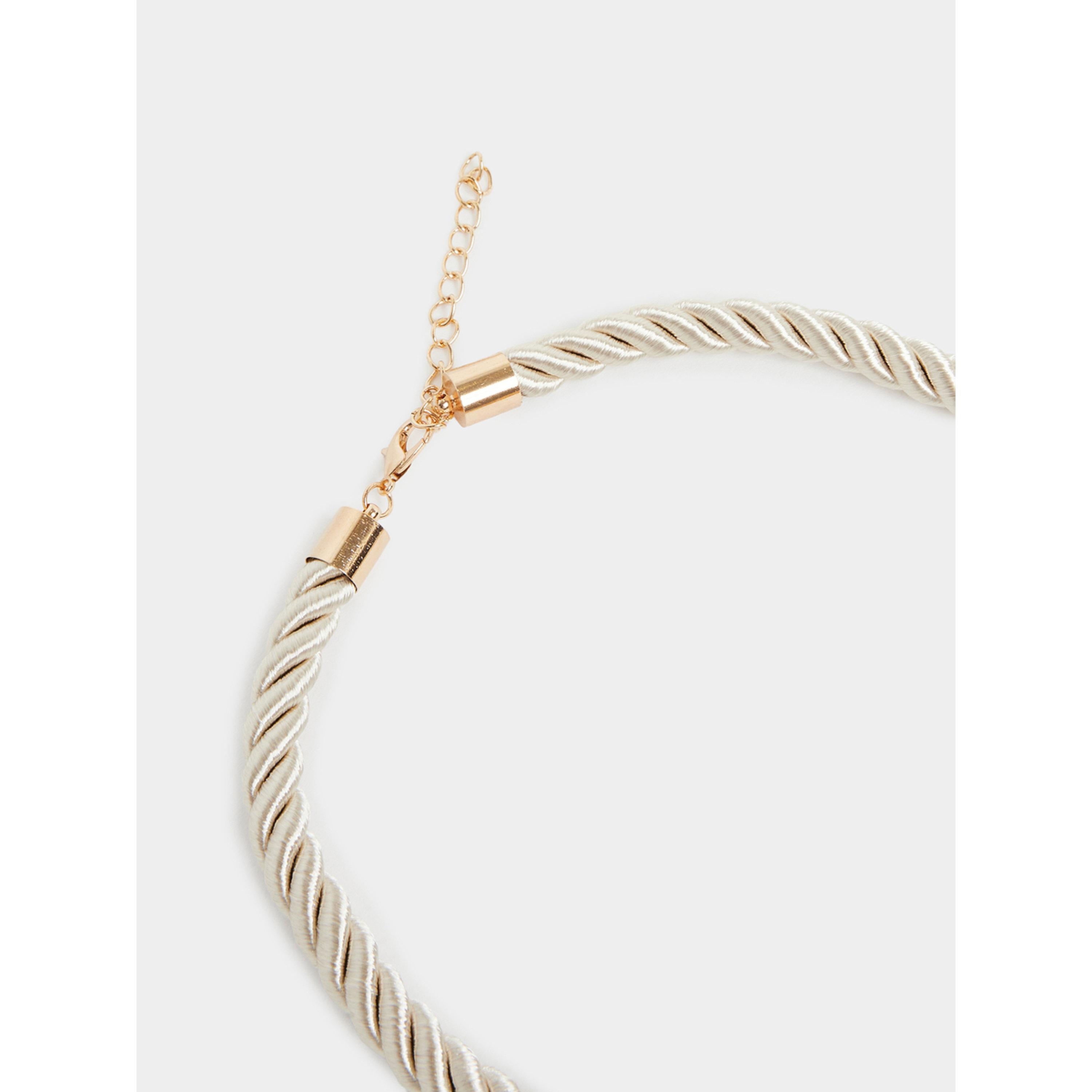 عقد بارز بتصميم زهور-women-watchesandjewellery-jewellery-necklacesandpendants-image-5