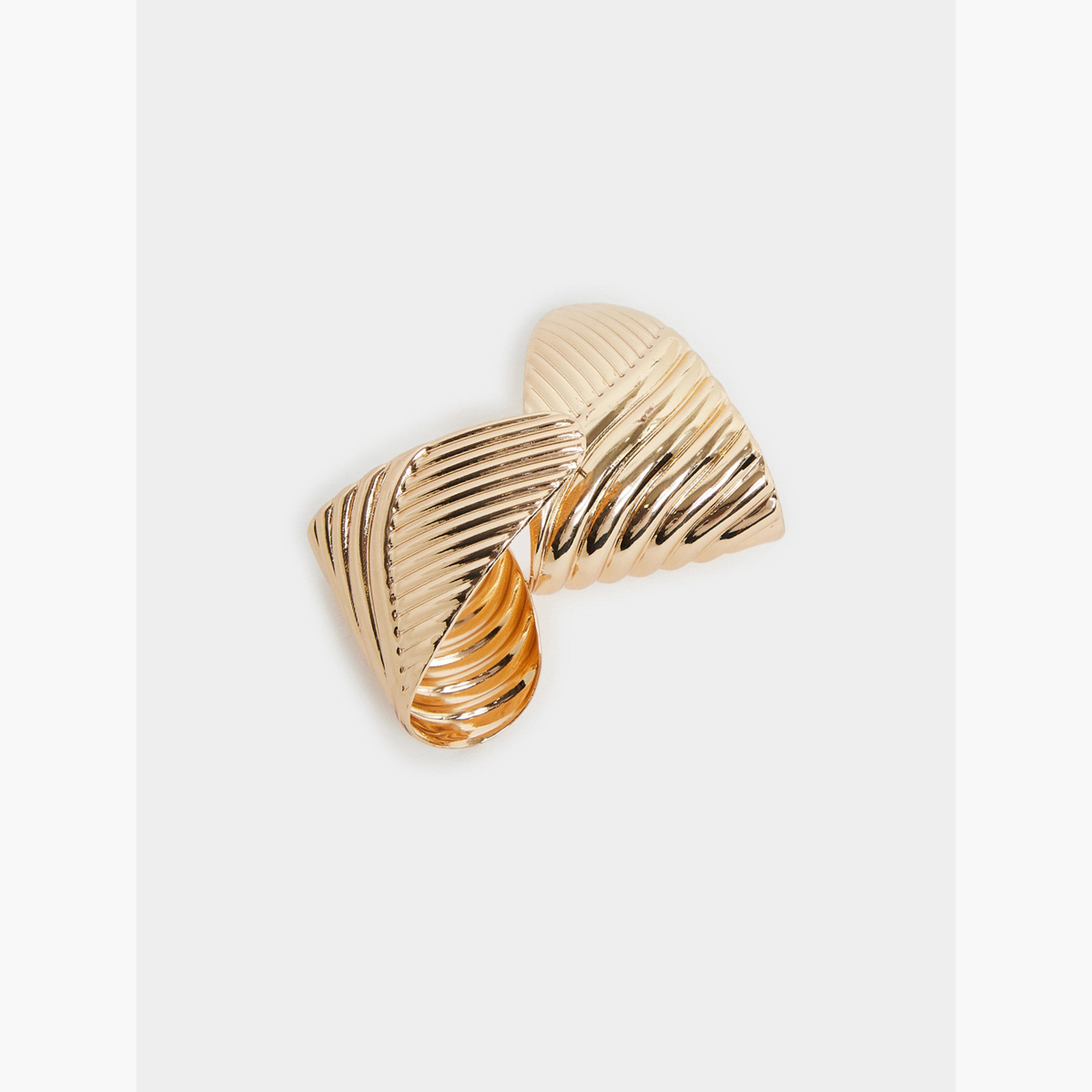 Styli Gold Textured Stud Earrings-women-watchesandjewellery-jewellery-earrings-image-4