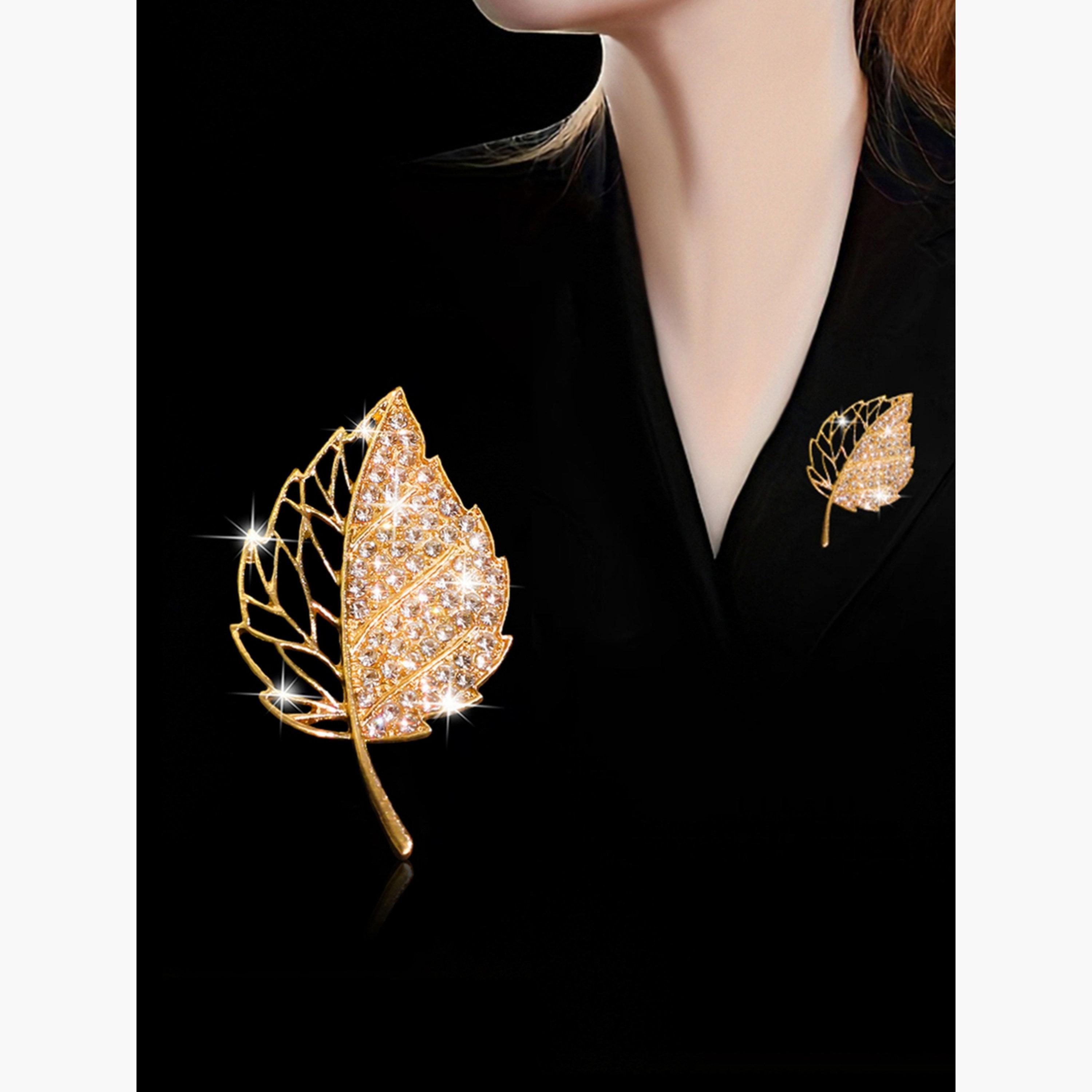 بروش مزين بالراين على شكل ورقة شجر-women-watchesandjewellery-jewellery-brooches-image-2