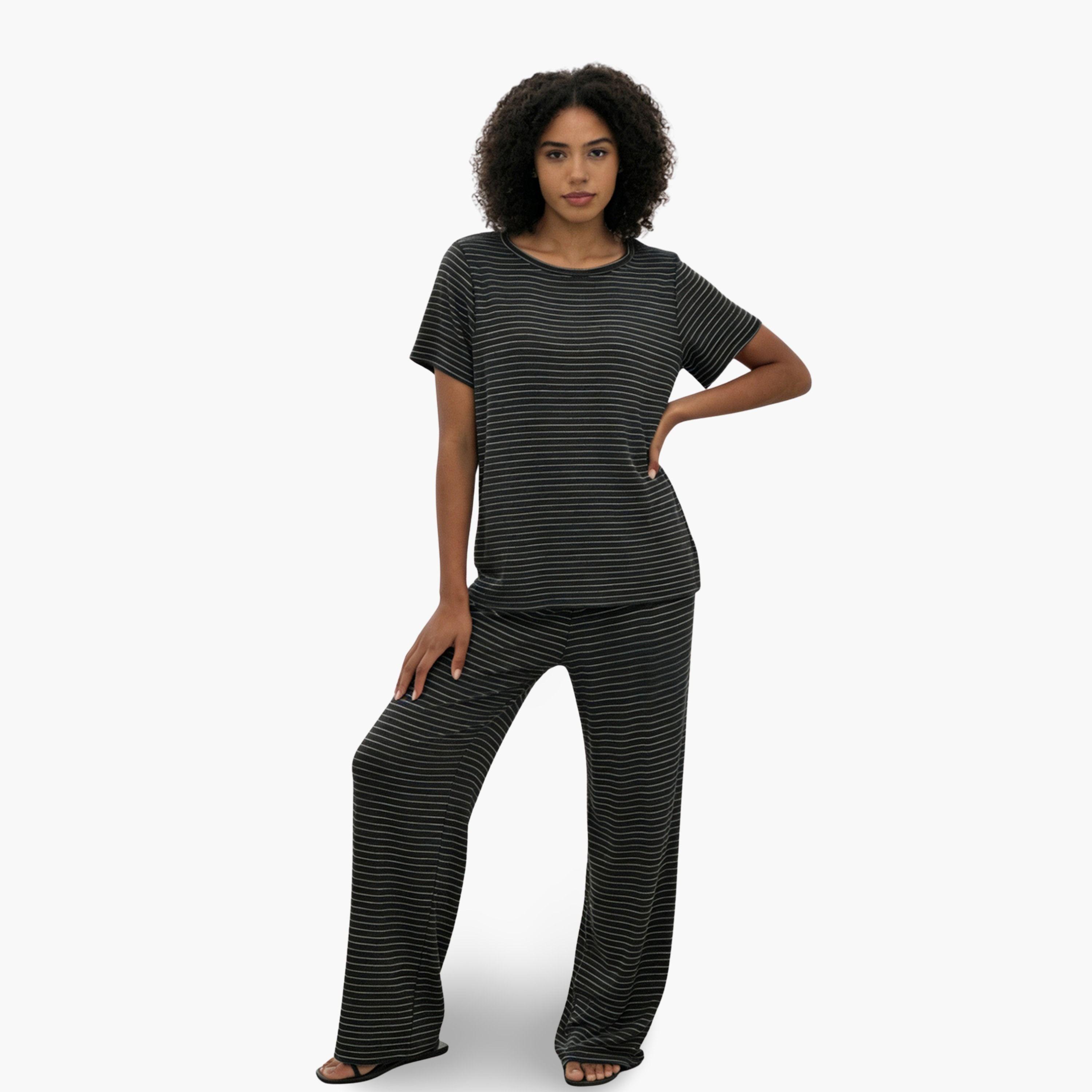 طقم بيجاما من بنطال وتيشيرت محبوك مخطط-women-clothing-nightwear-pyjamas-longsets-image-1