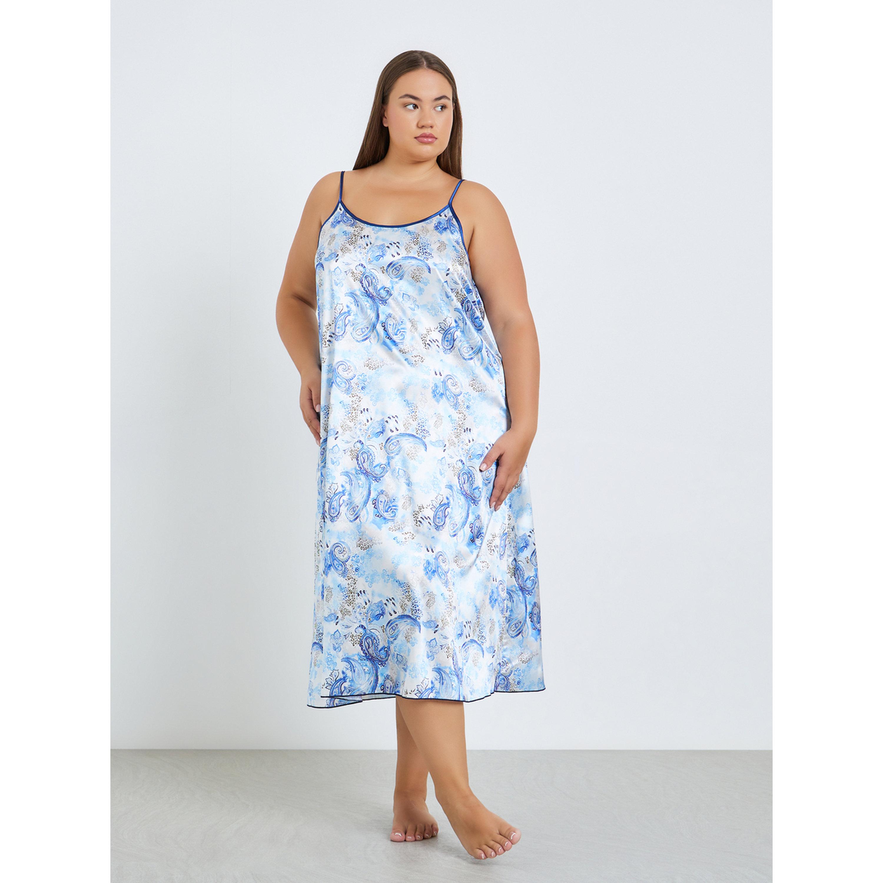 طقم من روب مطبوع وفستان ستان بحمالات مقاسات كبيرة-women-clothing-nightwear-robes-image-3