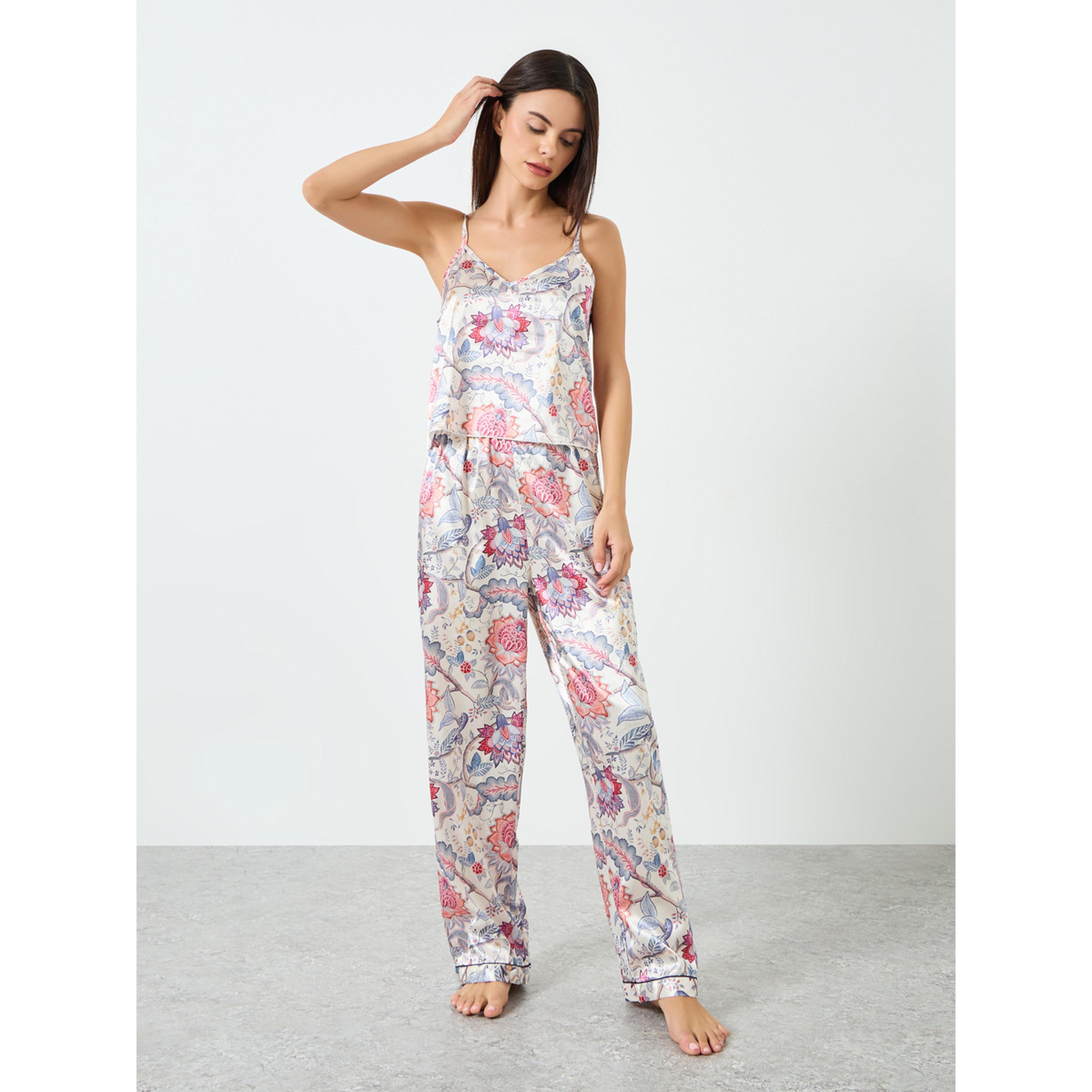 طقم بيجاما وبلوزة كامي بطبعة زهور-women-clothing-nightwear-pyjamas-longsets-image-1