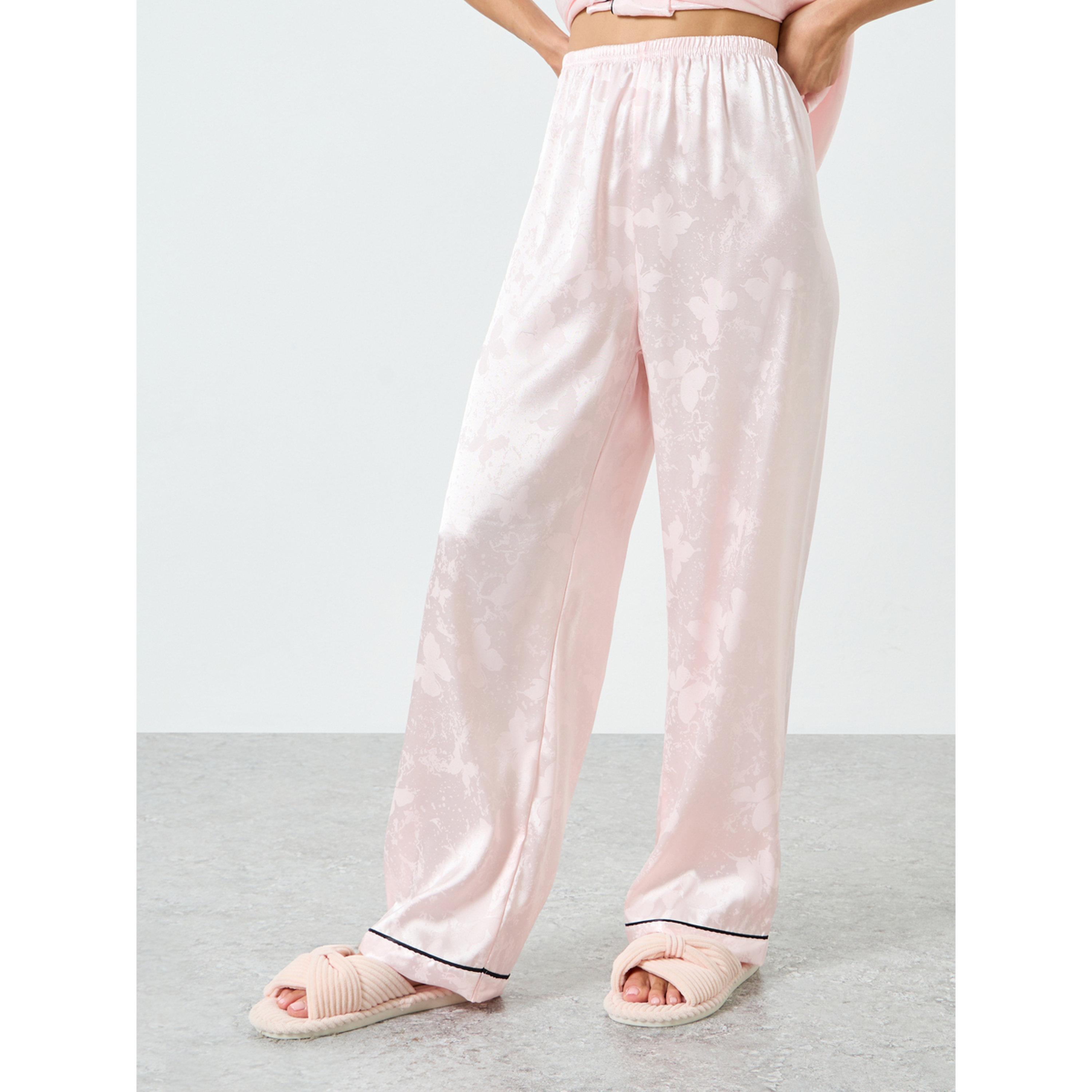 طقم بيجاما وقميص ساتان بنقشة نمر-women-clothing-nightwear-pyjamas-longsets-image-4