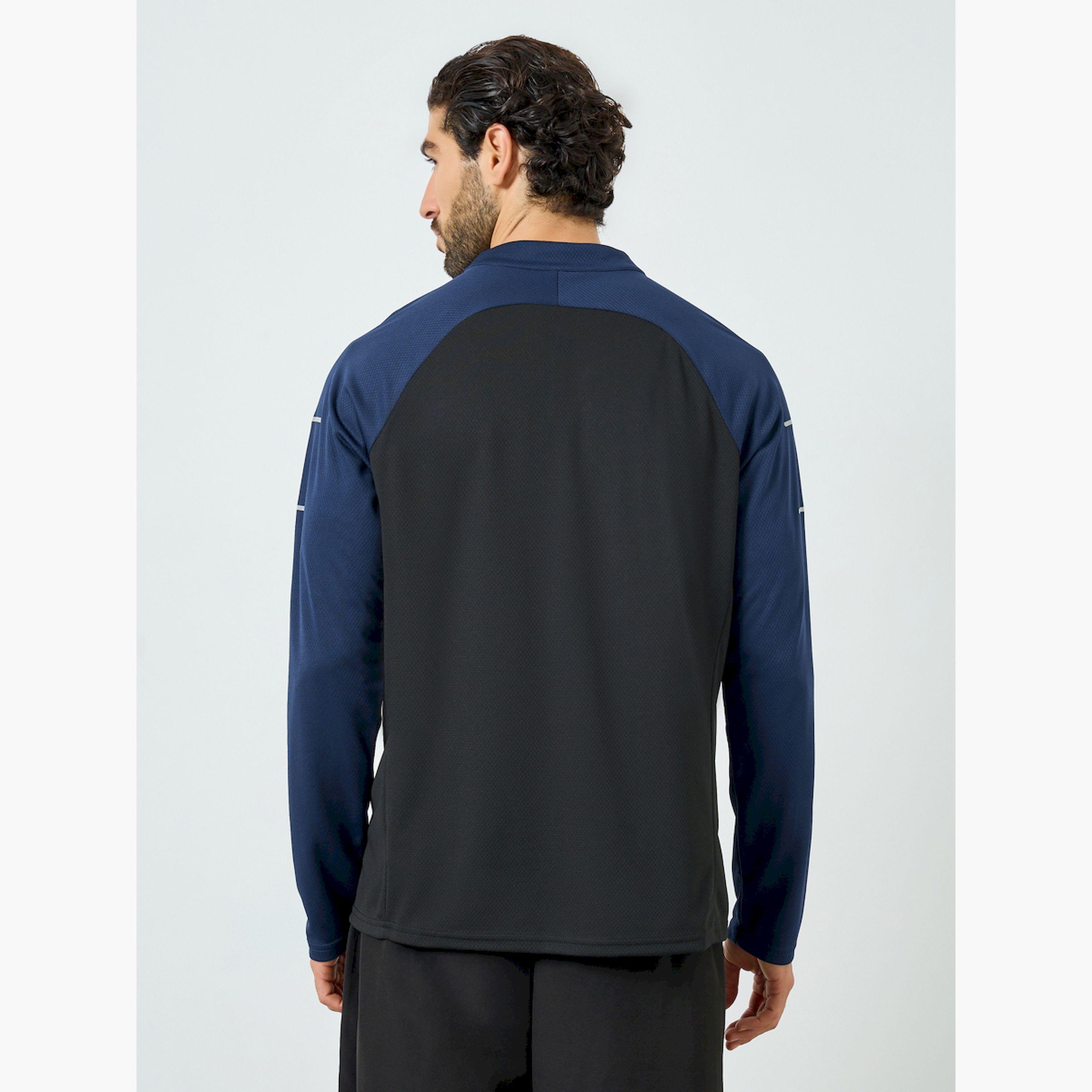 Styli Men Contrast Raglan Sleeve Utility Training Top-men-clothing-sportswearandactivewear-tshirtsandpolos-image-4