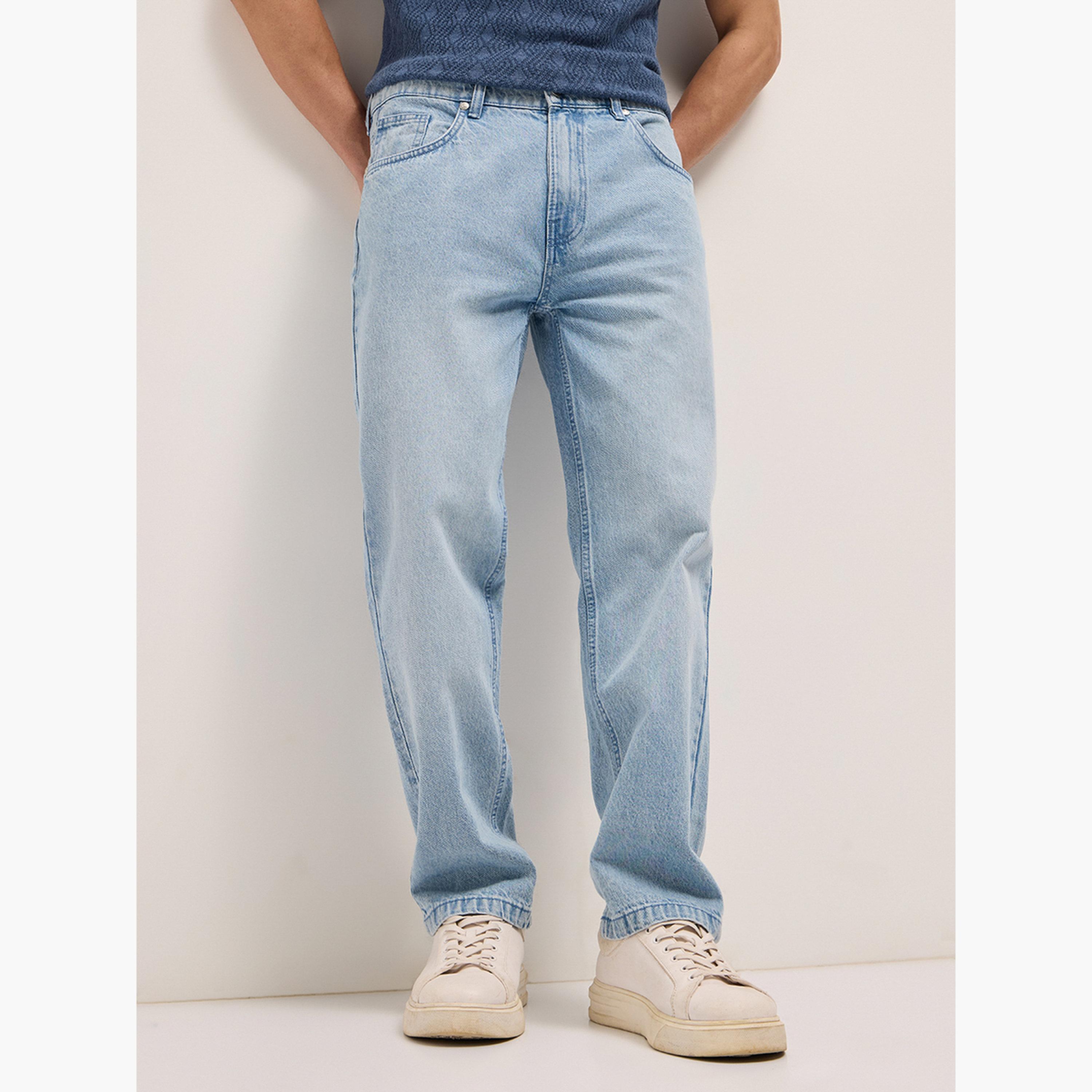 The Bear House X Styli Men Mid-Rise Straight Fit Light Fade Jeans-men-clothing-bottoms-jeans-image-6