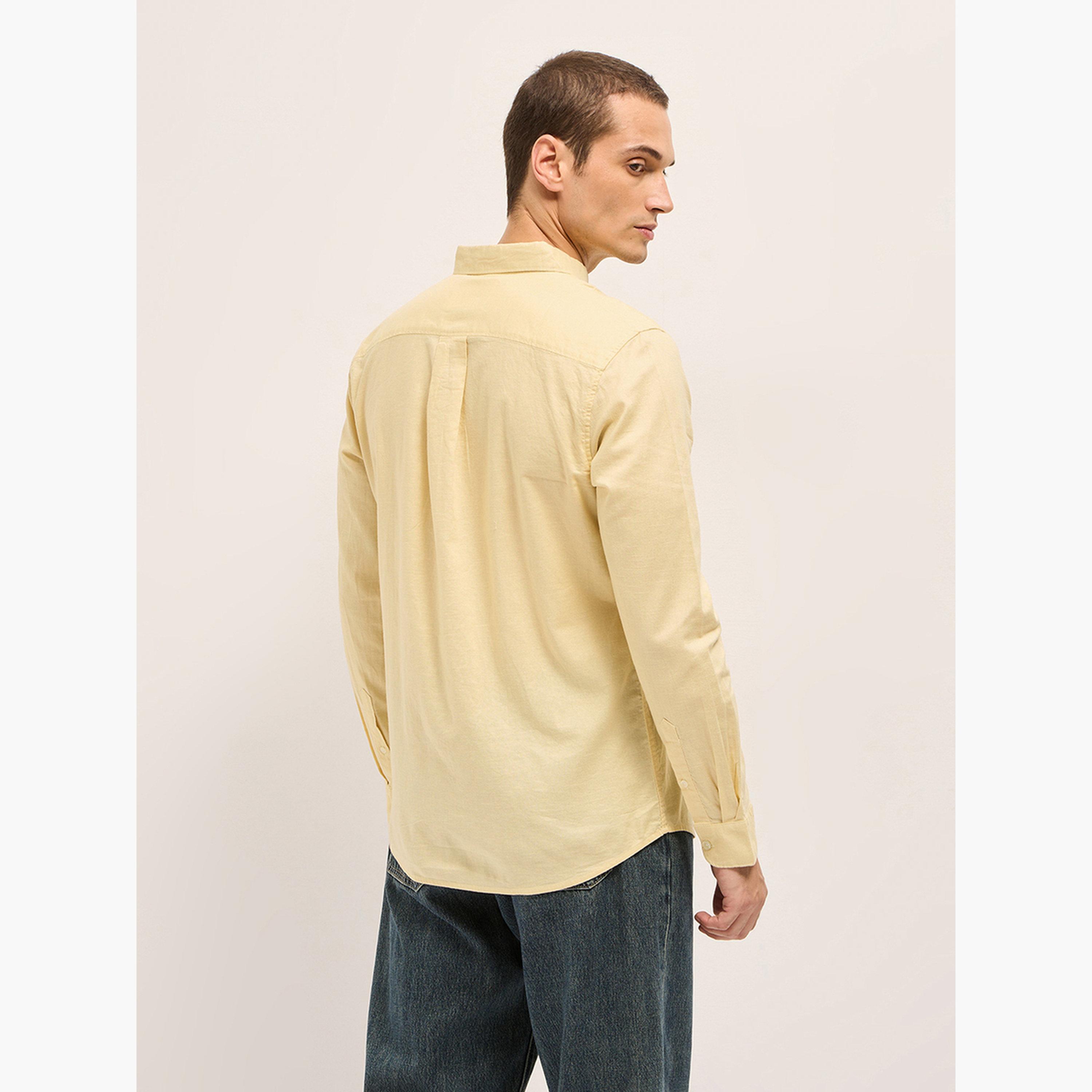ذا بير هاوس × ستايلي - قميص رجالي كاجوال بقصة ضيقة من القطن والكتان السادة-men-clothing-shirts-image-4