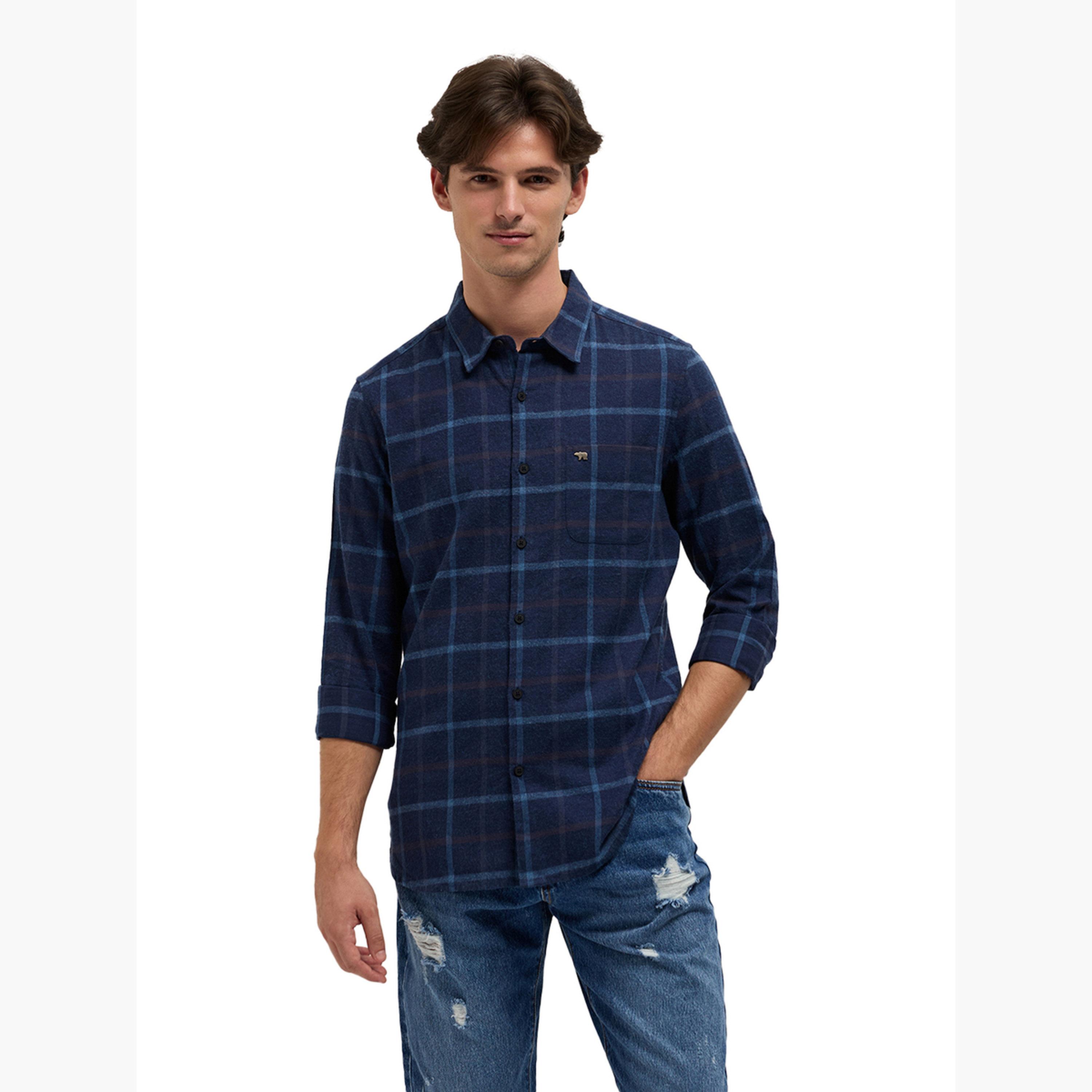ذا بير هاوس × ستايلي - قميص رجالي من الفلانيل القطني المربّع بقصة ضيقة-men-clothing-shirts-image-4