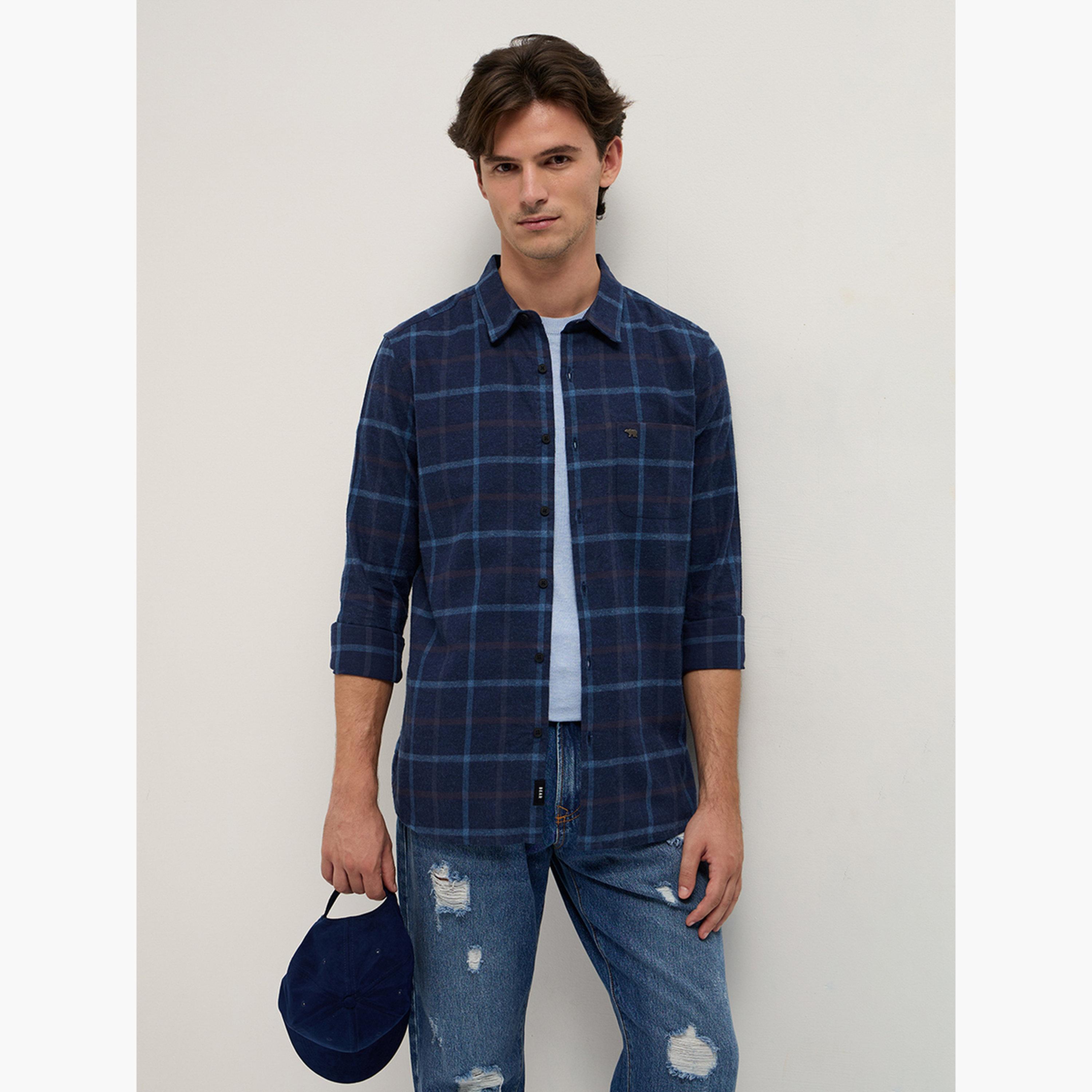 ذا بير هاوس × ستايلي - قميص رجالي من الفلانيل القطني المربّع بقصة ضيقة-men-clothing-shirts-image-5