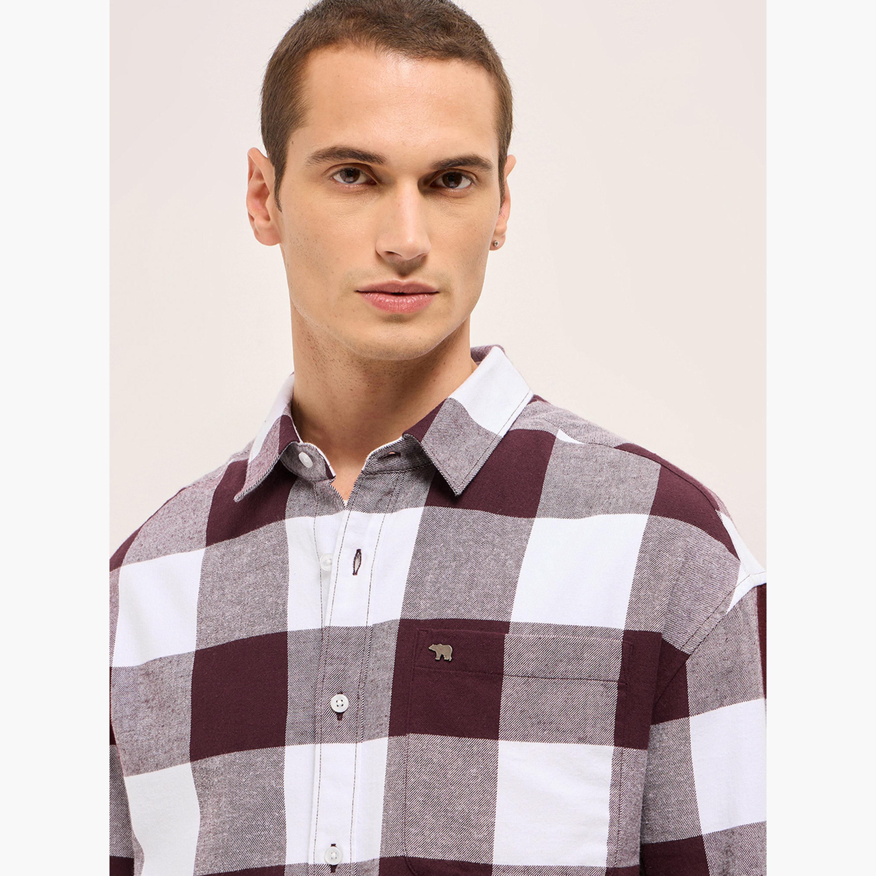 ذا بير هاوس × ستايلي - قميص رجالي قطني كاروهات بقصة مريحة من الفلانيل، لإطلالة الكاجوال-men-clothing-shirts-image-2