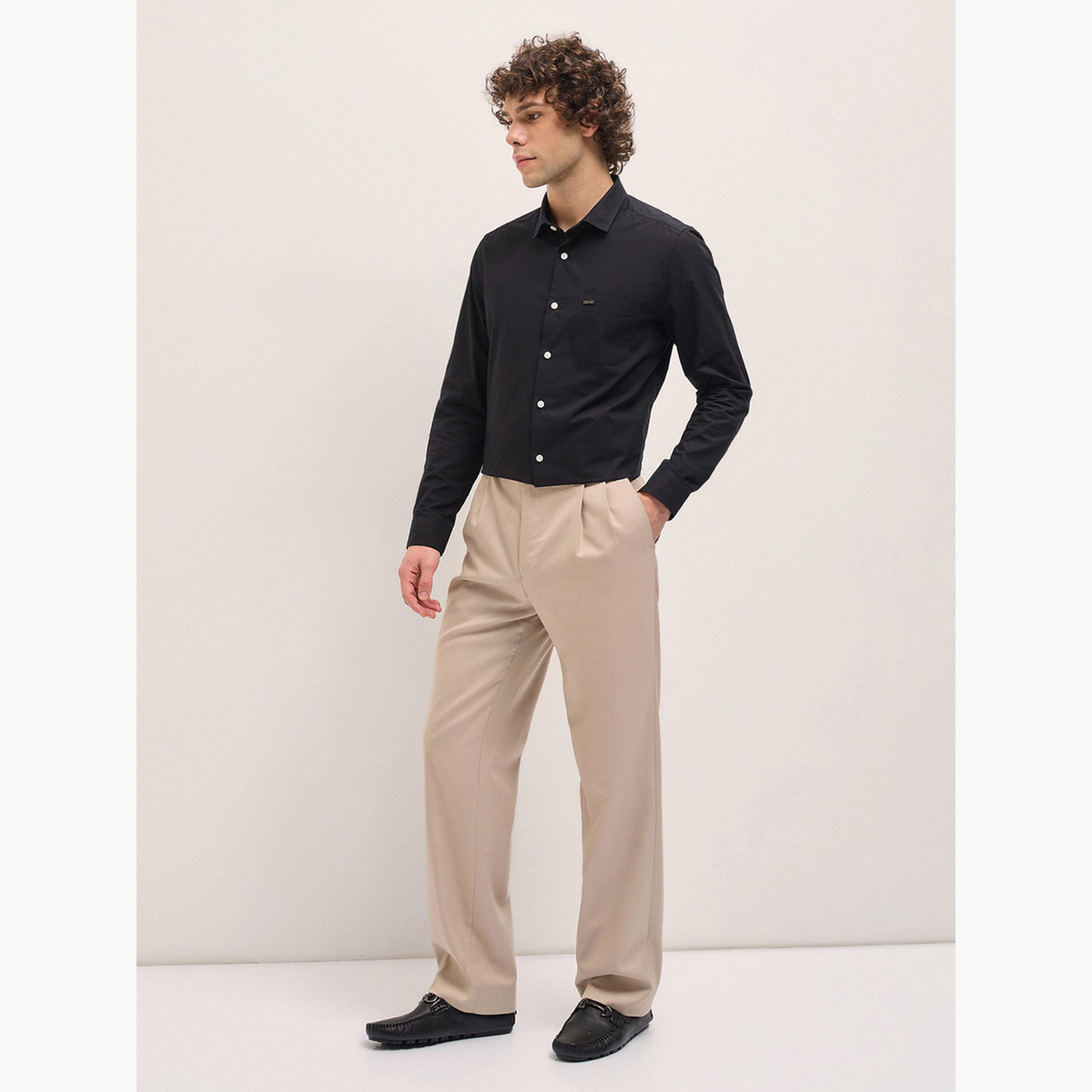 ذا بير هاوس × ستايلي - قميص رسمي أسود من القطن بقصة ضيقة-men-clothing-shirts-image-3
