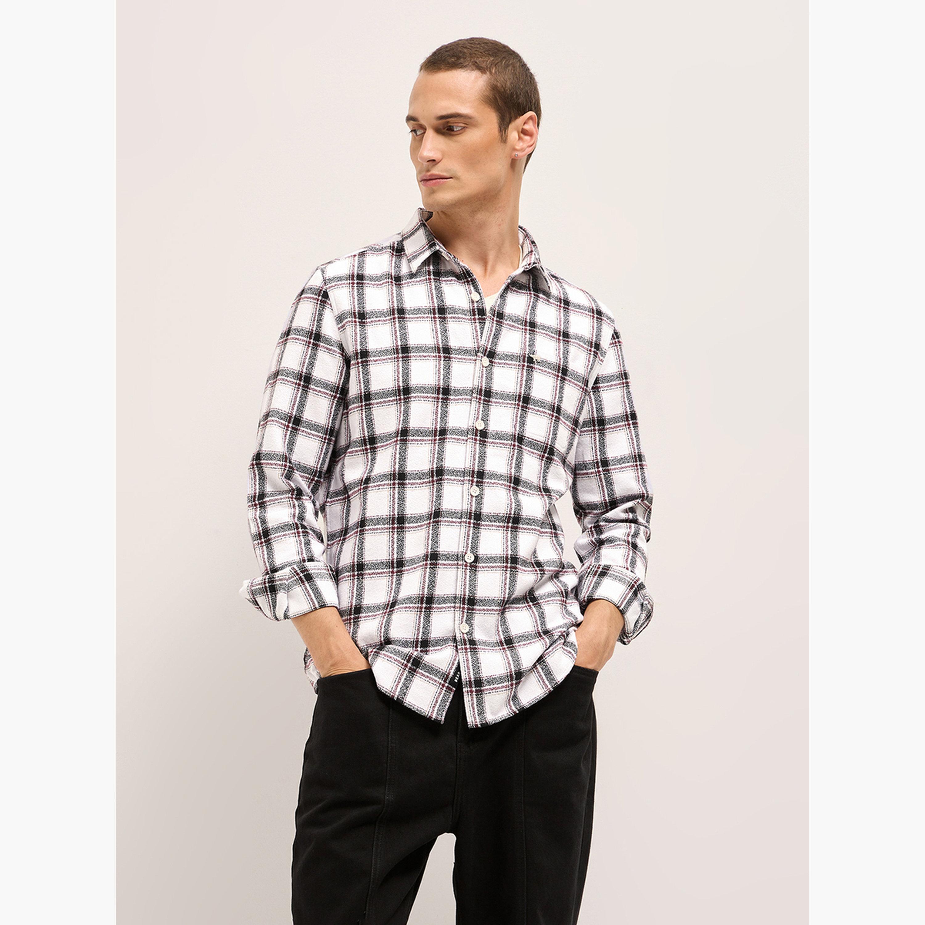 ذا بير هاوس × ستايلي - قميص رجالي قطني كاروهات بقصة ضيقة من الفلانيل، لإطلالة الكاجوال-men-clothing-shirts-image-1