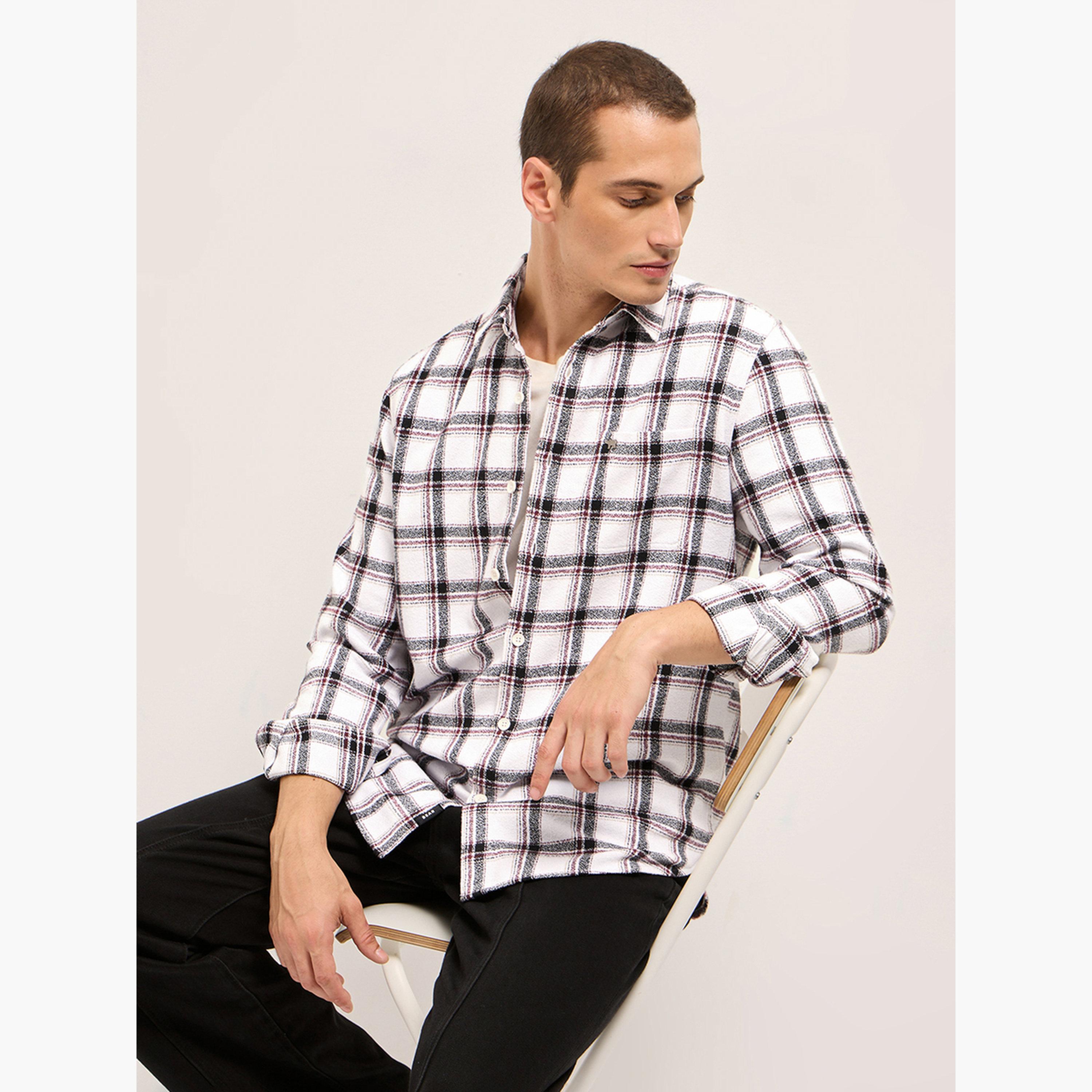 ذا بير هاوس × ستايلي - قميص رجالي قطني كاروهات بقصة ضيقة من الفلانيل، لإطلالة الكاجوال-men-clothing-shirts-image-4