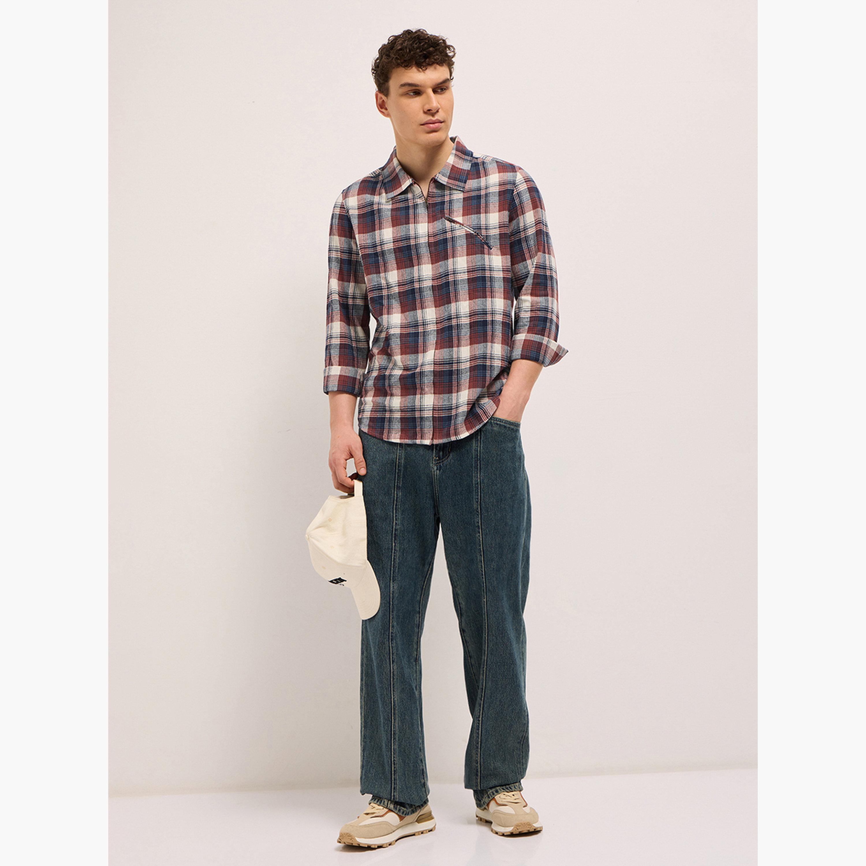 ذا بير هاوس × ستايلي - قميص رجالي قطني بنقشة مربعات وقصة عادية-men-clothing-shirts-image-3