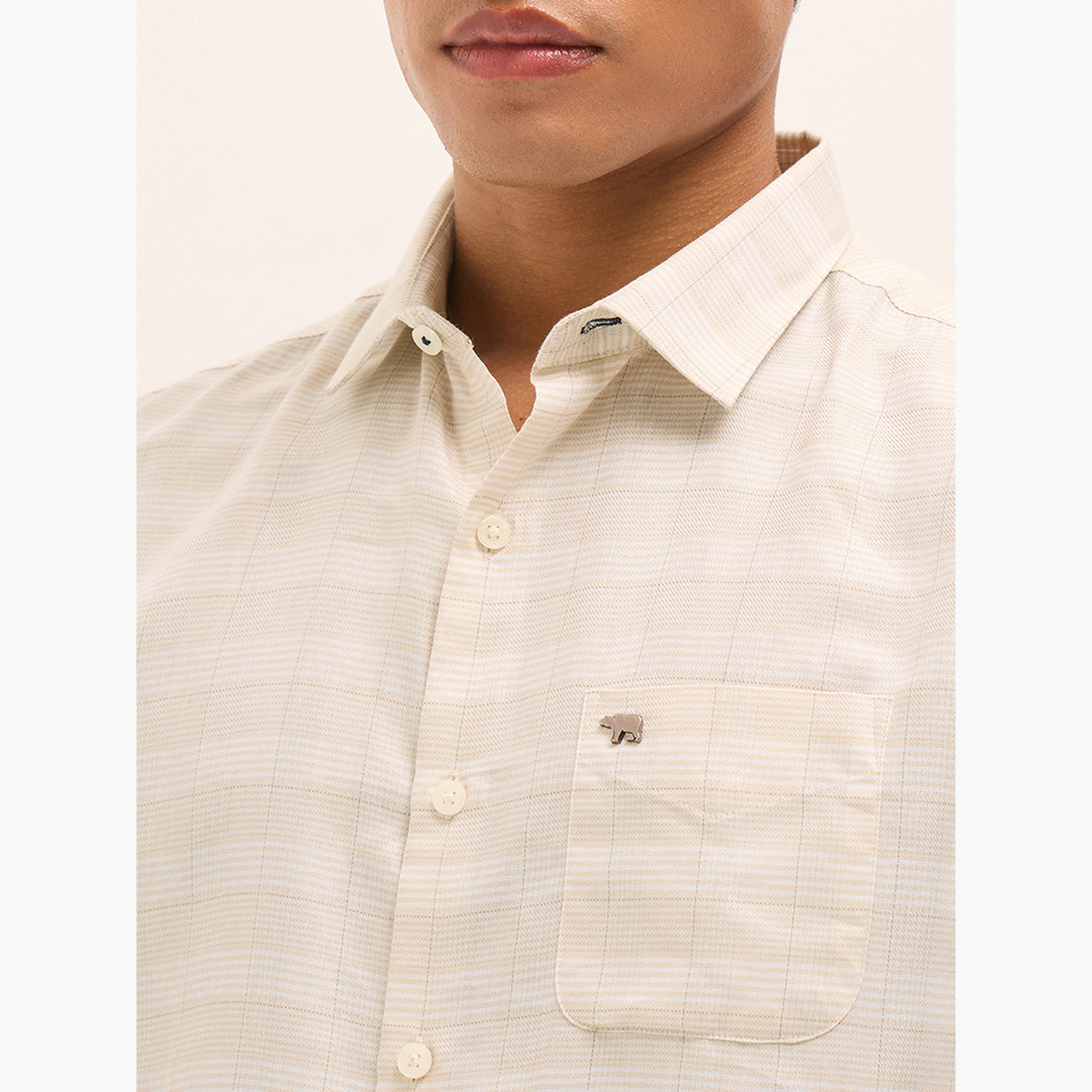 ذا بير هاوس × ستايلي - قميص رجالي رسمي قصة محددة من مزيج البوليستر بنقشة مربعات-men-clothing-shirts-image-4