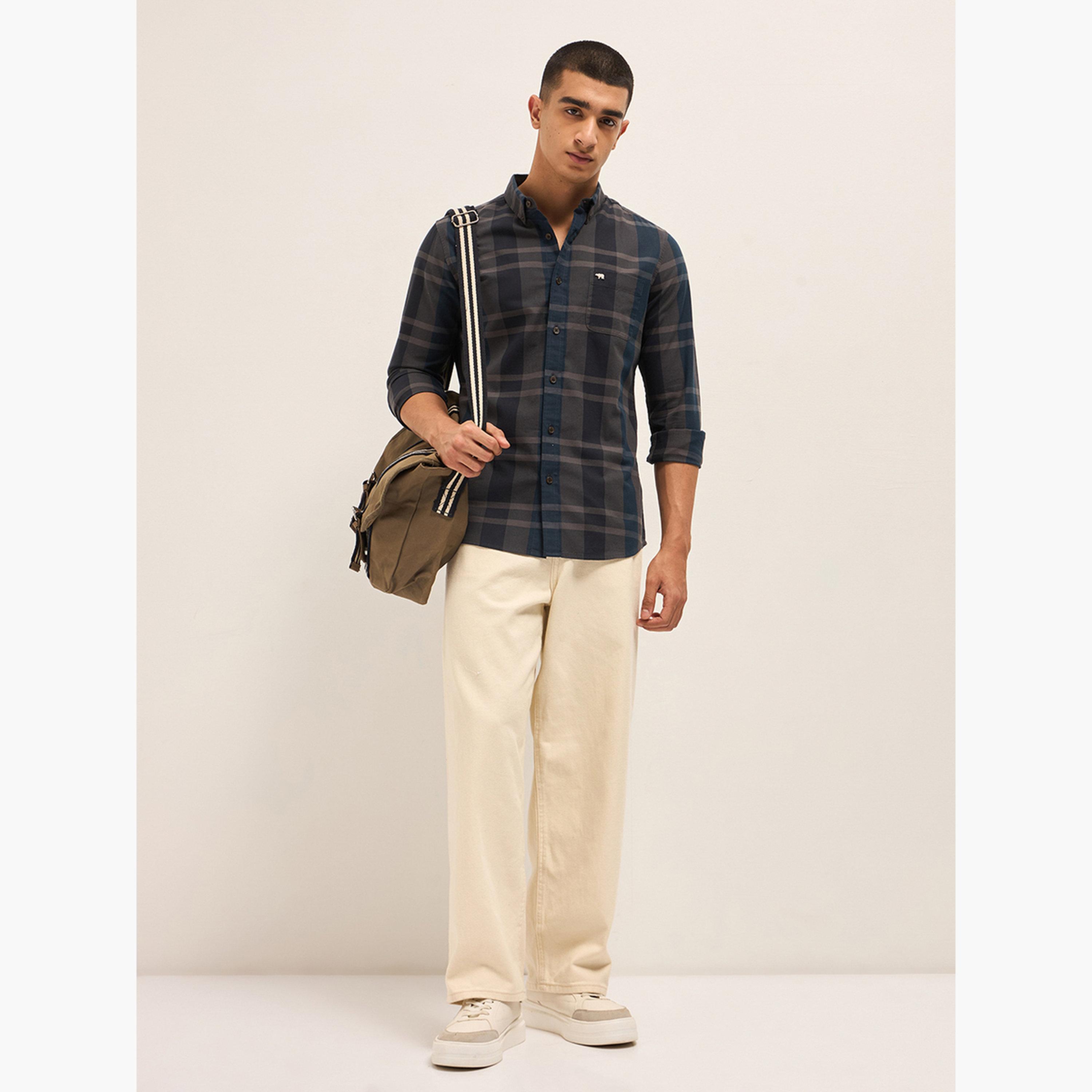 ذا بير هاوس × ستايلي - قميص رجالي كاجوال بقصة ضيقة بنقشة مربعات من القطن الخالص-men-clothing-shirts-image-3
