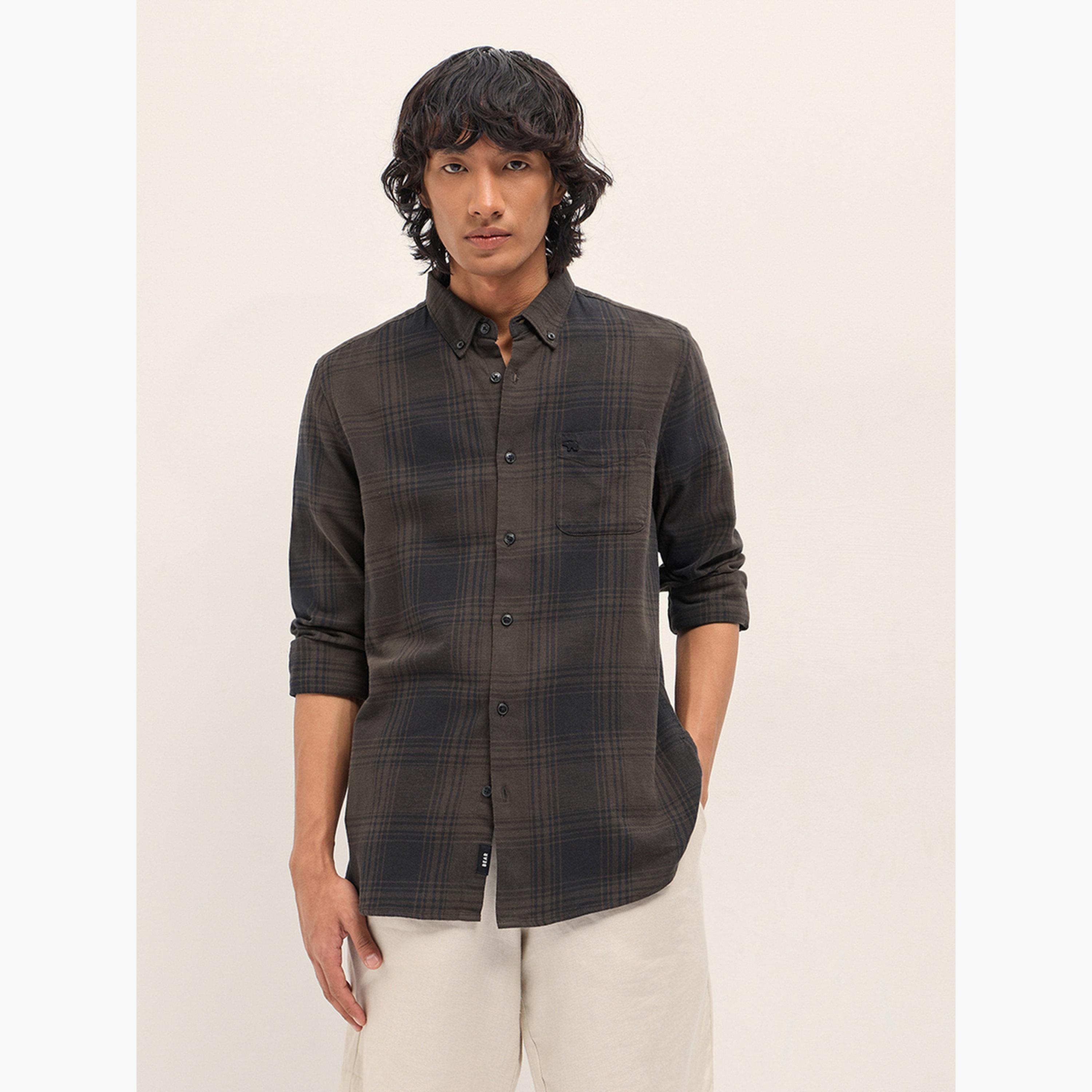 ذا بير هاوس × ستايلي - قميص رجالي قطني كاروهات بقصة ضيقة لإطلالة الكاجوال-men-clothing-shirts-image-1