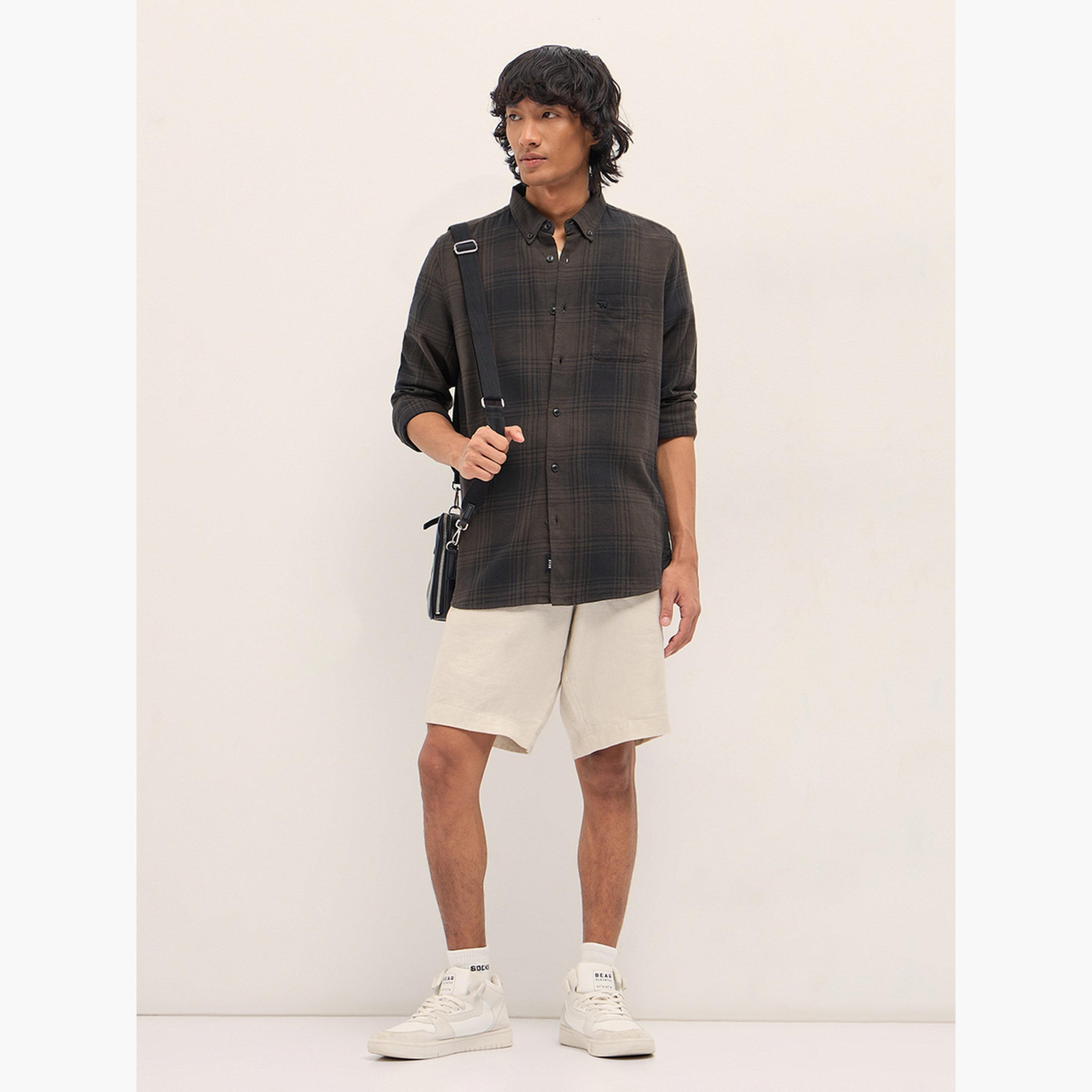 ذا بير هاوس × ستايلي - قميص رجالي قطني كاروهات بقصة ضيقة لإطلالة الكاجوال-men-clothing-shirts-image-3
