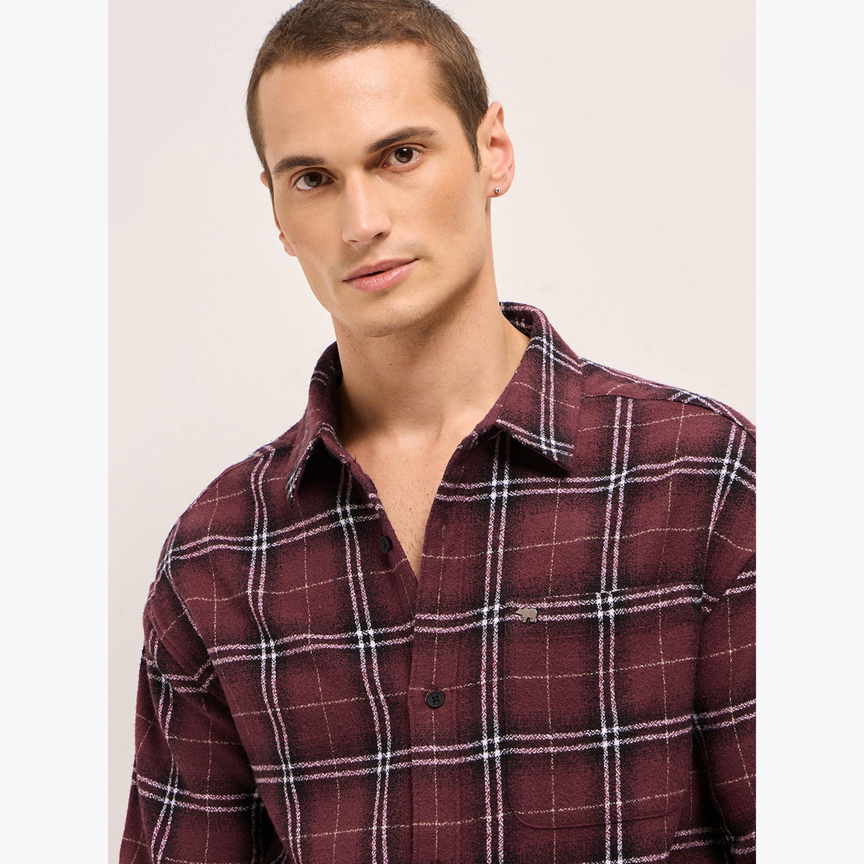 ذا بير هاوس × ستايلي - قميص رجالي قطني كاروهات بقصة مريحة من الفلانيل، لإطلالة الكاجوال-men-clothing-shirts-image-2