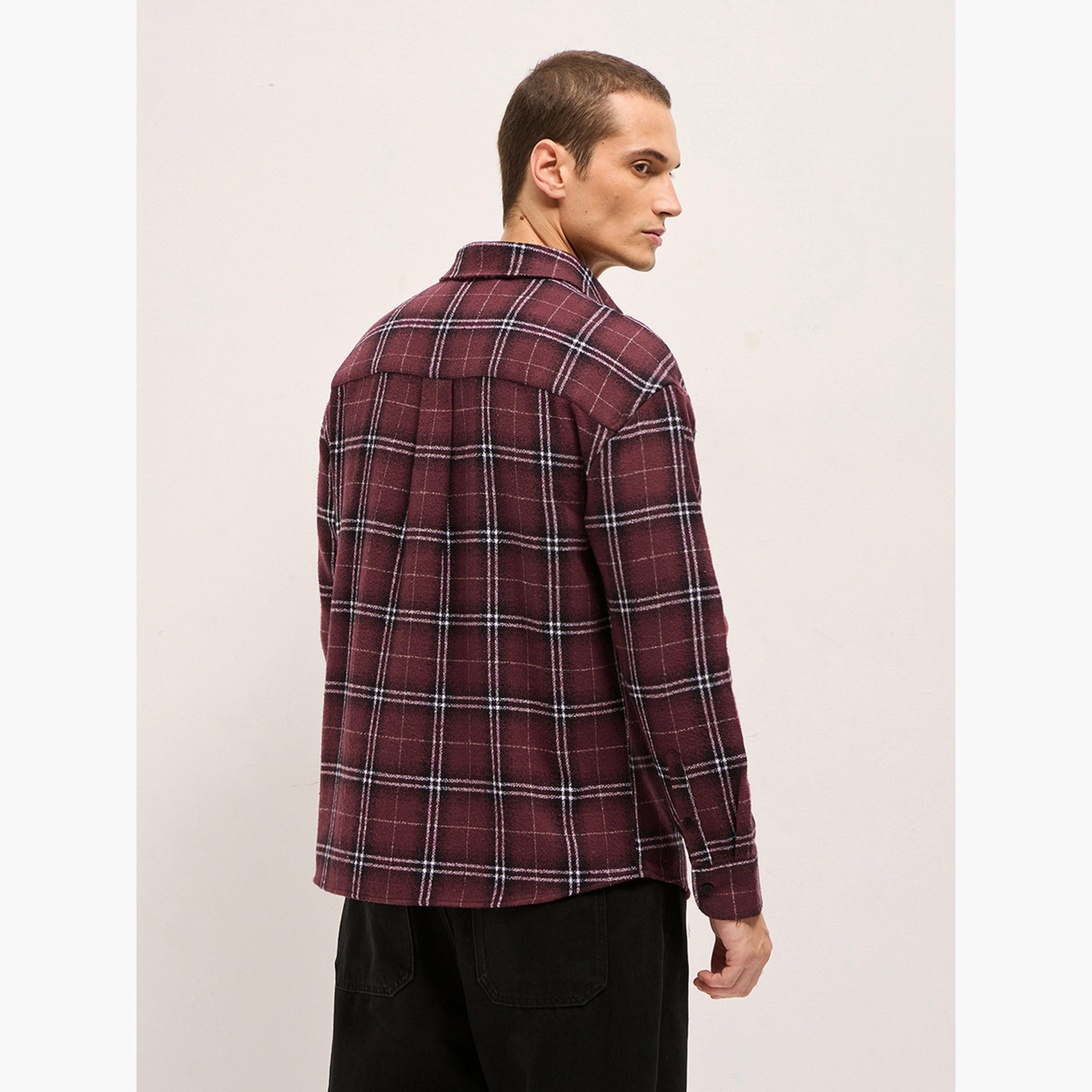 ذا بير هاوس × ستايلي - قميص رجالي قطني كاروهات بقصة مريحة من الفلانيل، لإطلالة الكاجوال-men-clothing-shirts-image-6