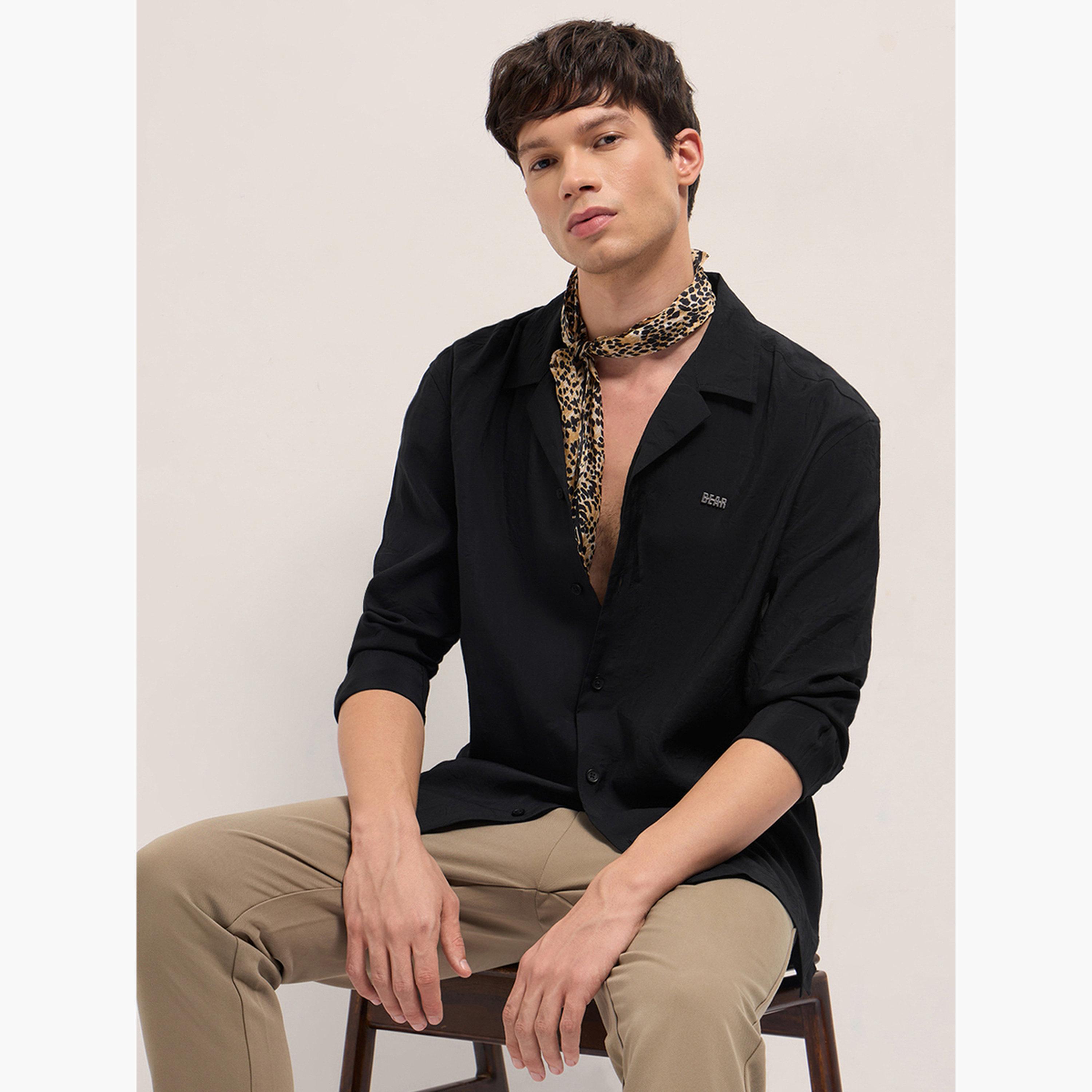 ذا بير هاوس × ستايلي - قميص رجالي سادة بياقة كوبية وقصة واسعة لإطلالة الكاجوال-men-clothing-shirts-image-5