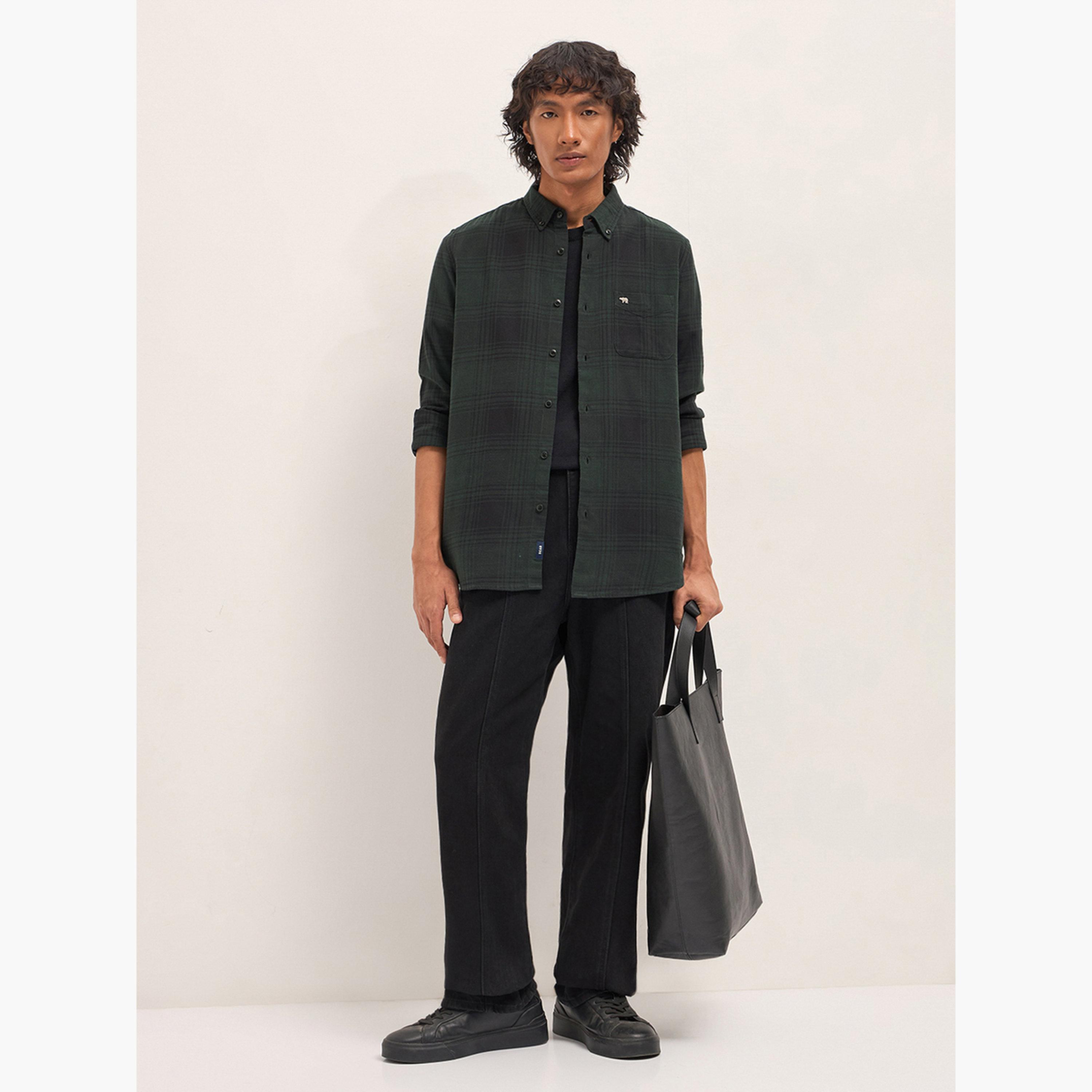 ذا بير هاوس × ستايلي - قميص رجالي قطني كاروهات بقصة ضيقة لإطلالة الكاجوال-men-clothing-shirts-image-4