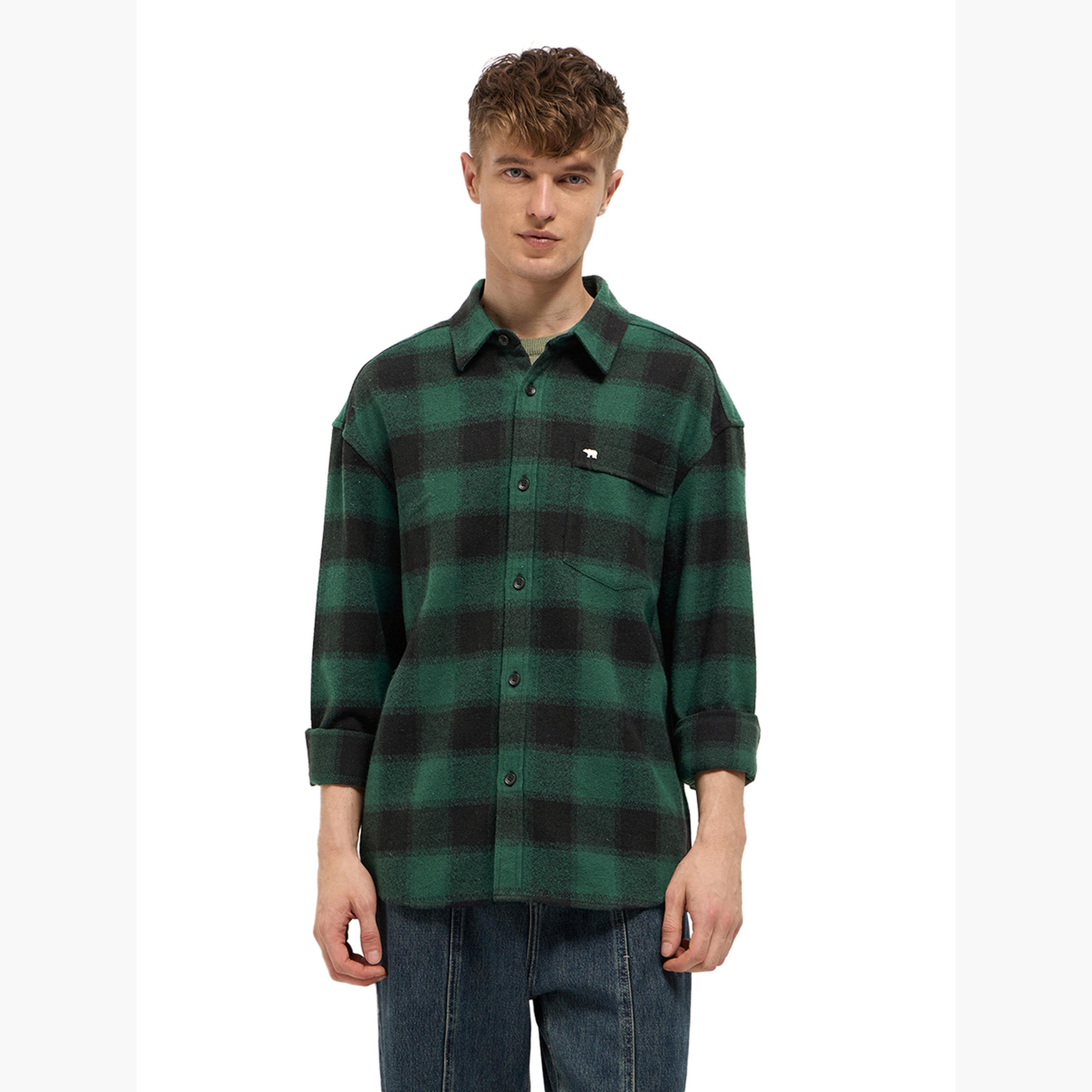 The Bear House X Styli Men's Cotton Checked Relax Fit Flannel Overshirt-men-clothing-shirts-image-3