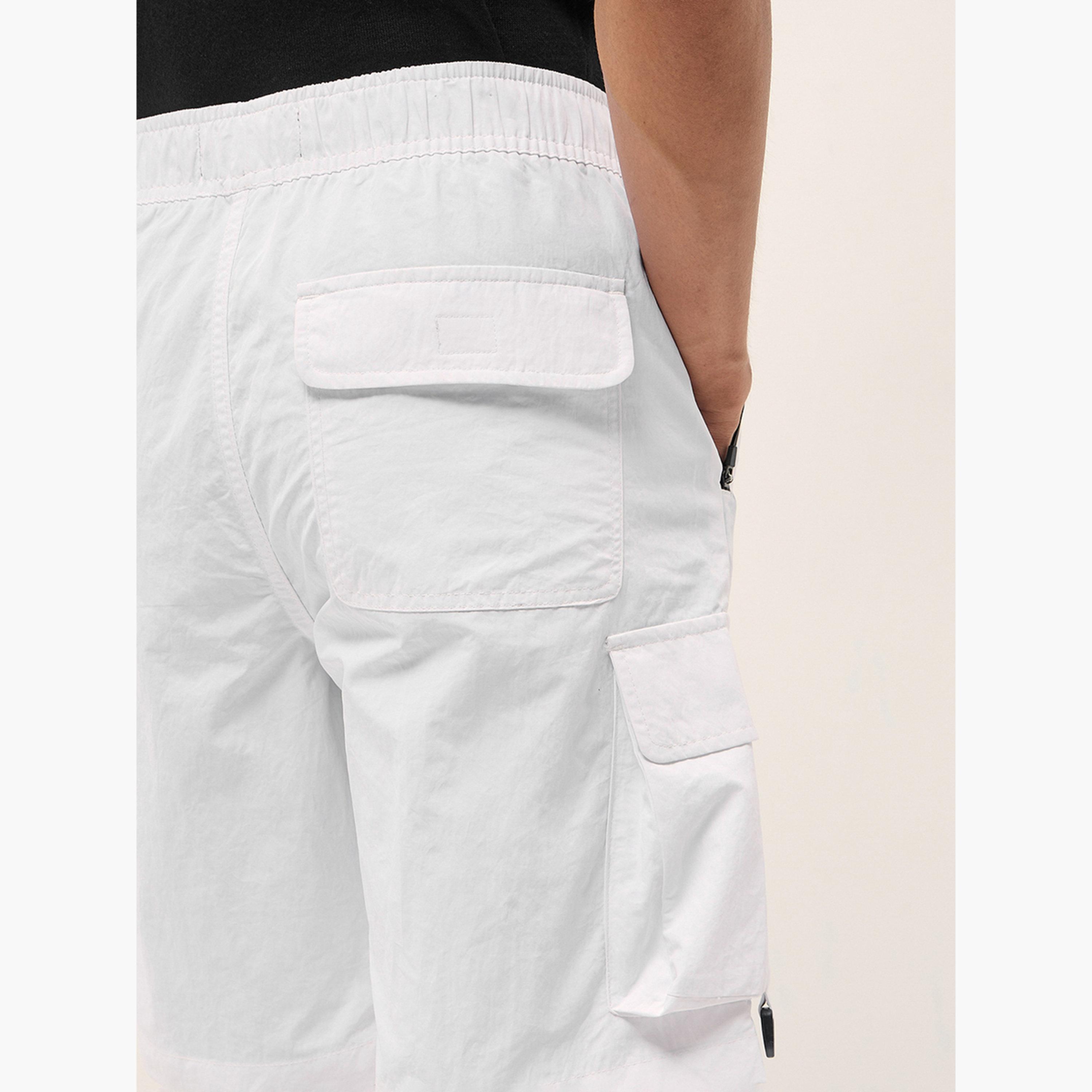 The Bear House X Styli Men Solid Relaxed Fit Cargo Shorts-men-clothing-bottoms-shorts-image-3