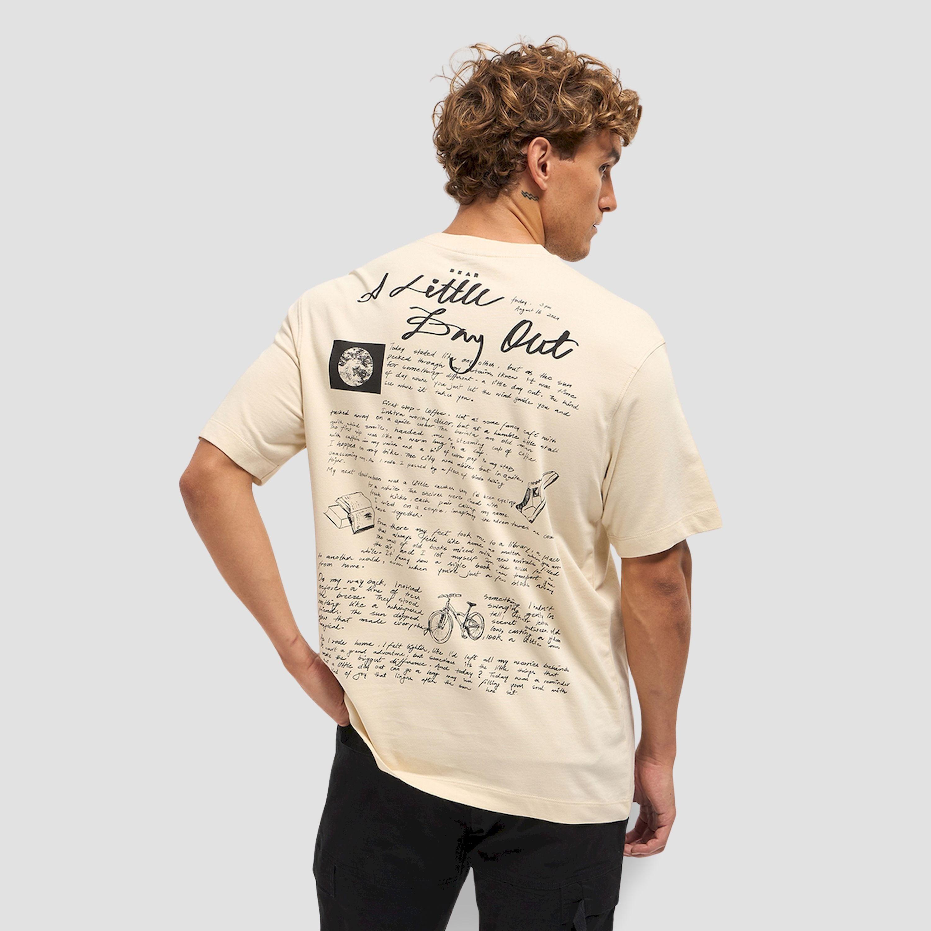 تيشيرت رجالي بطبعة نصية وقصة فضفاضة-men-clothing-tshirtsandpolos-tshirts-image-5