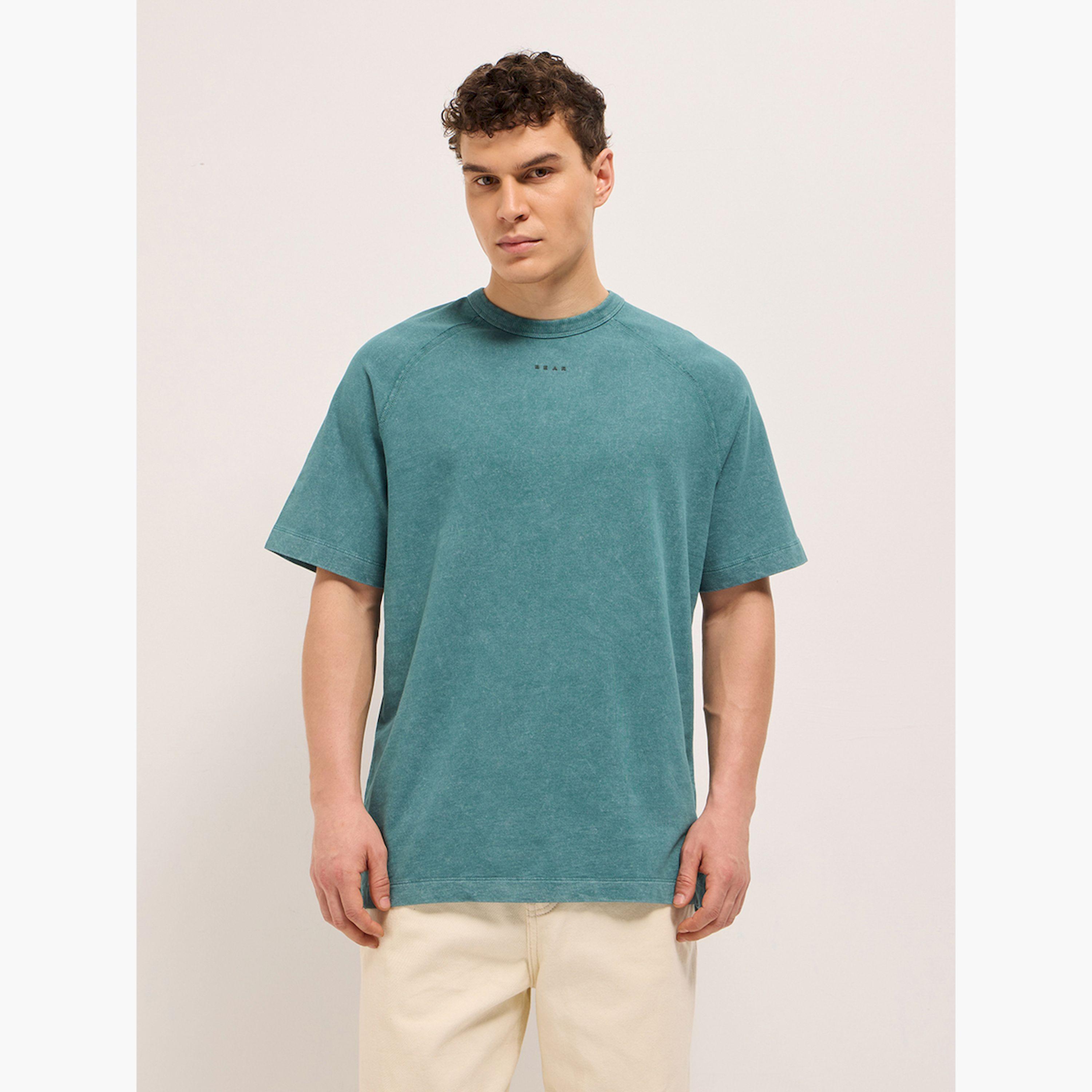 The Bear House X Styli Men Washed T-Shirt With Raglan Sleeves-men-clothing-tshirtsandpolos-tshirts-image-1