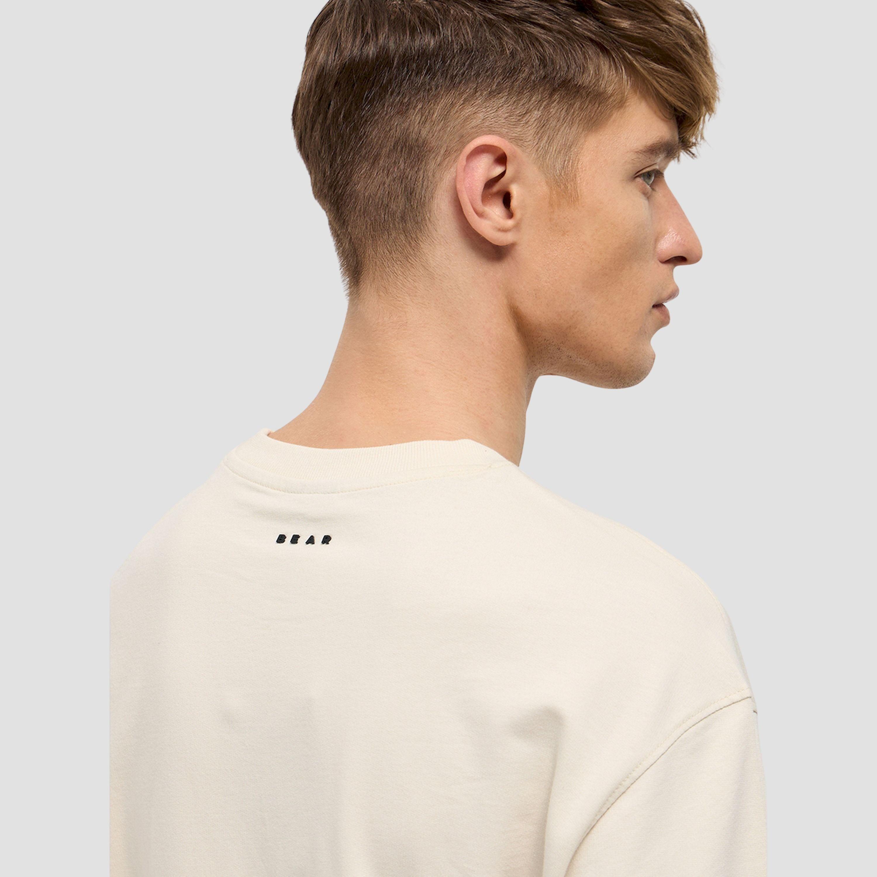 تيشيرت رجالي قطن خالص بطبعة جرافيك وقصة فضفاضة-men-clothing-tshirtsandpolos-tshirts-image-4