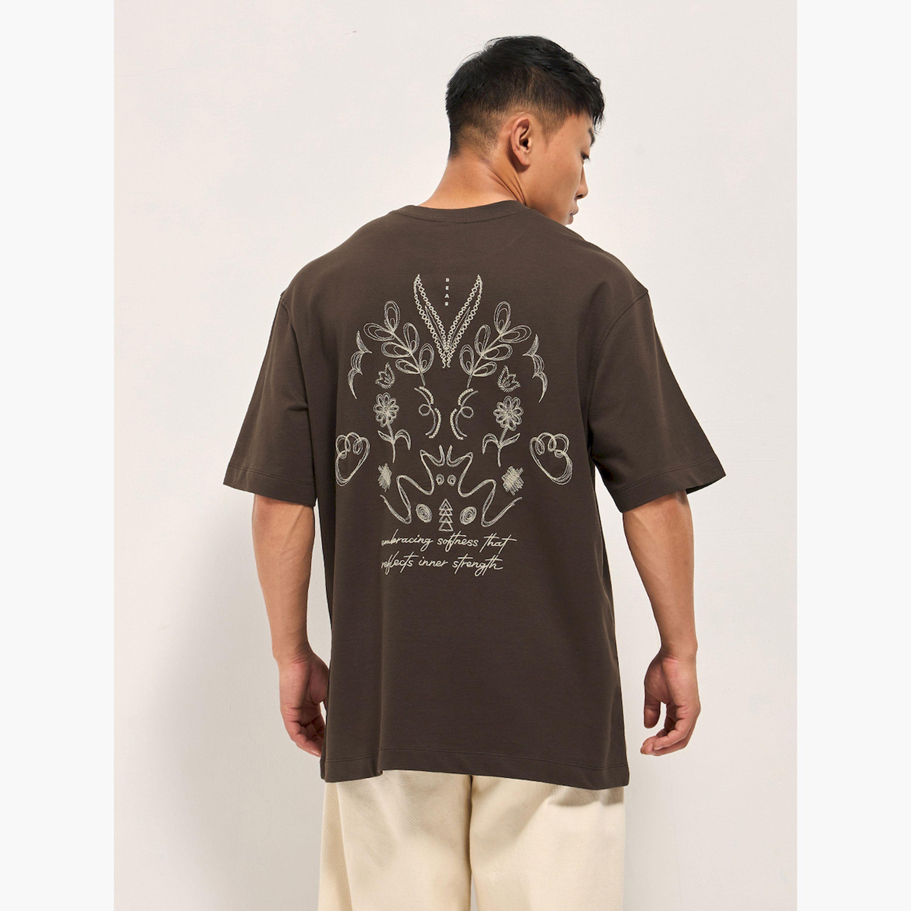 تيشيرت رجالي قطن خالص بطبعة جرافيك وقصة فضفاضة-men-clothing-tshirtsandpolos-tshirts-image-6