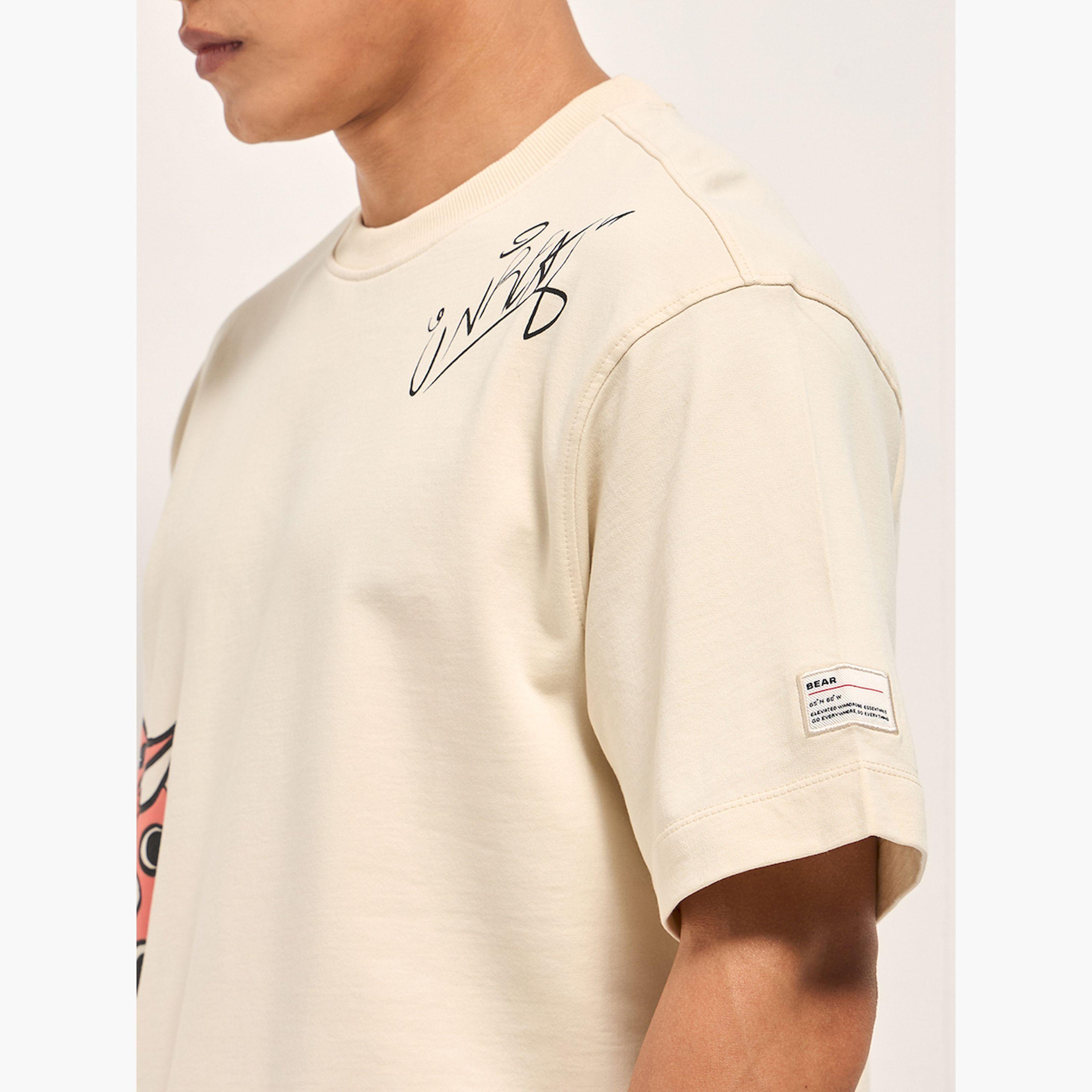 تيشيرت رجالي قطن خالص بطبعة جرافيك وقصة فضفاضة-men-clothing-tshirtsandpolos-tshirts-image-6